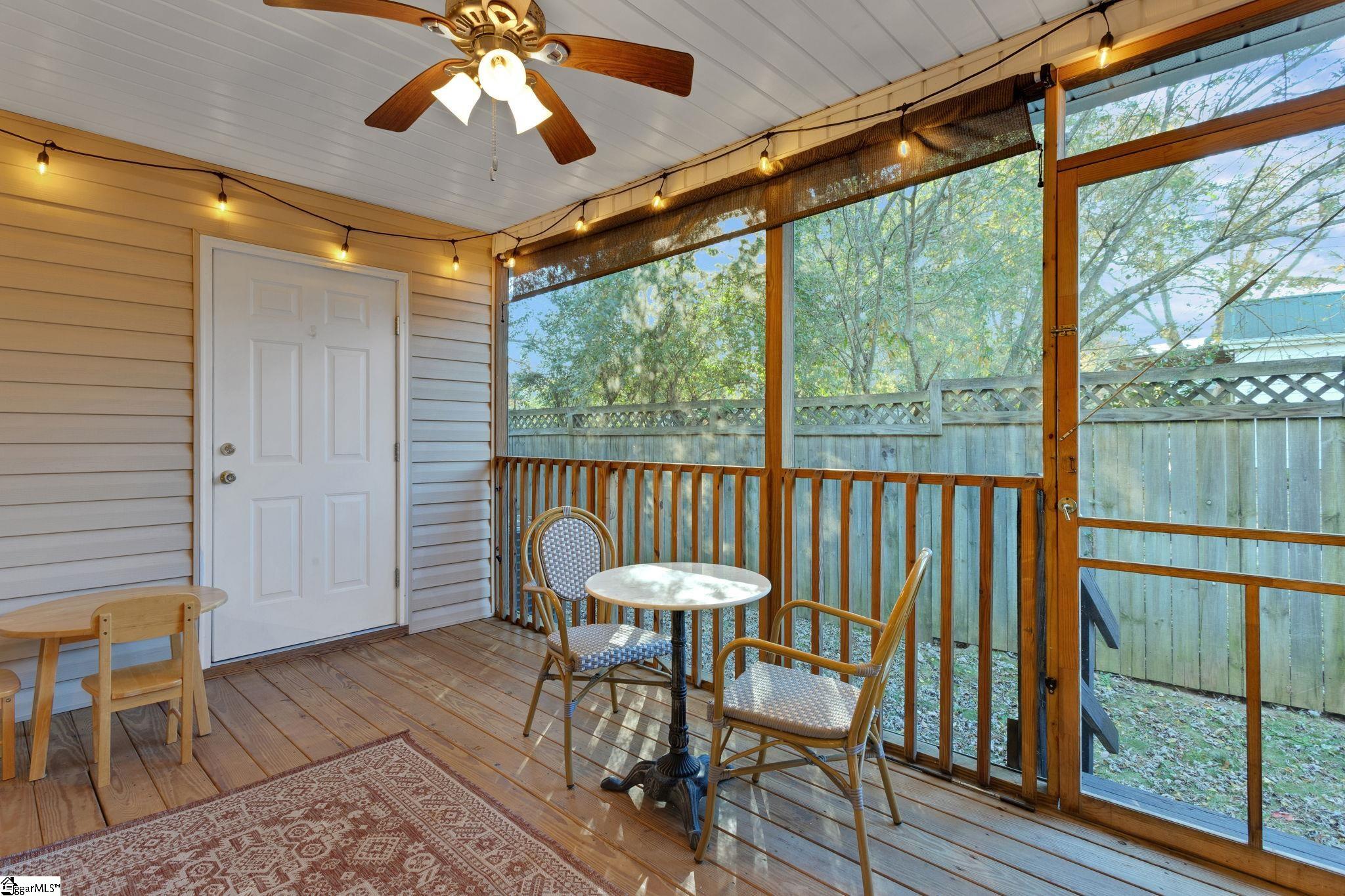 1124 E Lee Road Taylors, SC 29687-3318