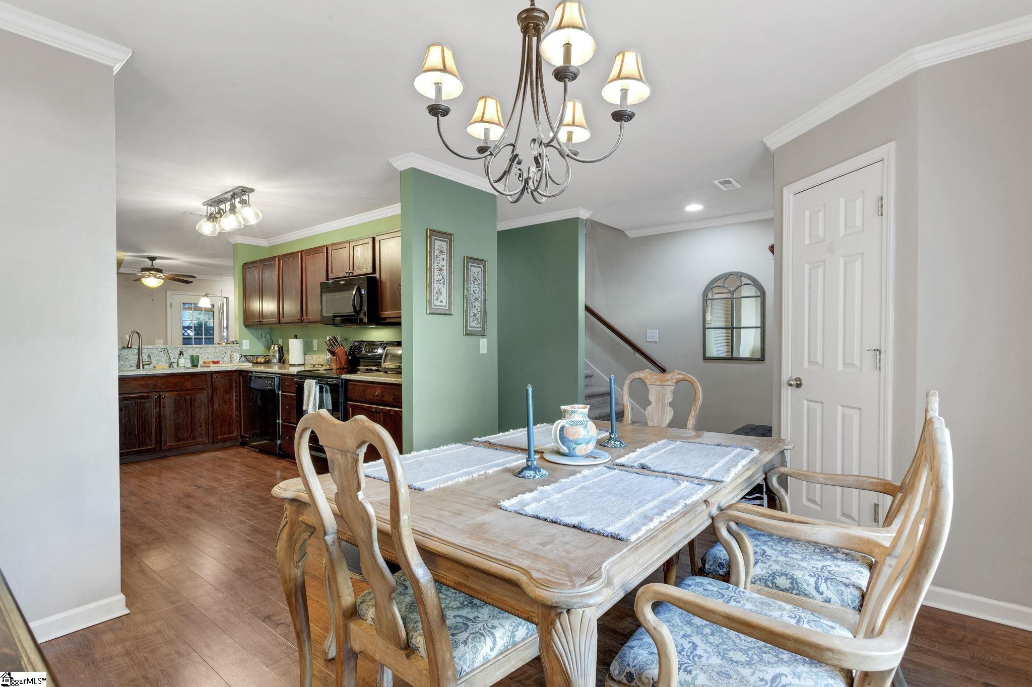 1124 E Lee Road Taylors, SC 29687-3318