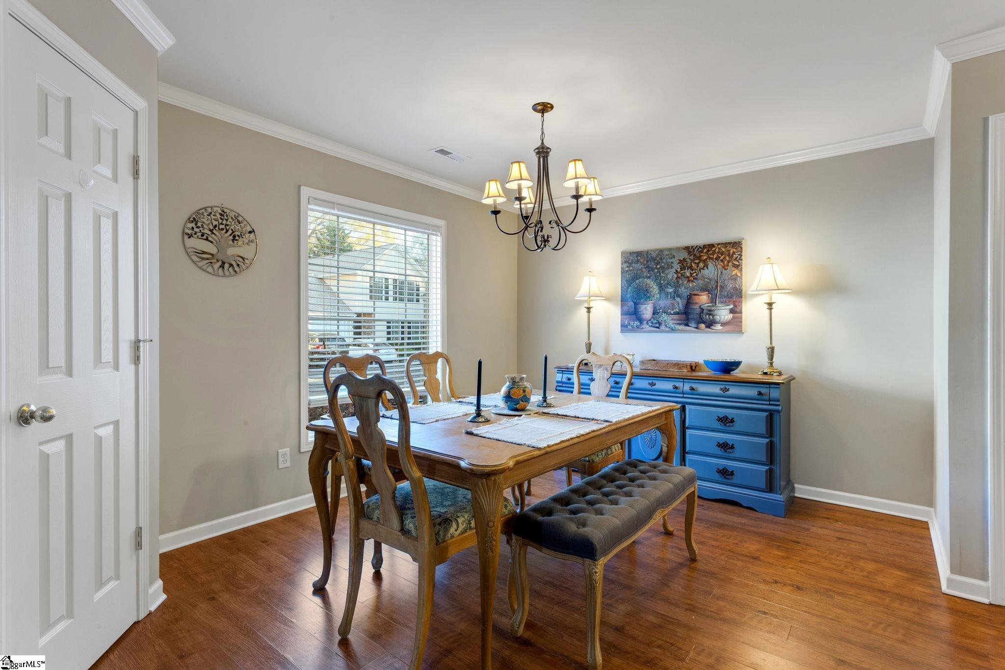 1124 E Lee Road Taylors, SC 29687-3318