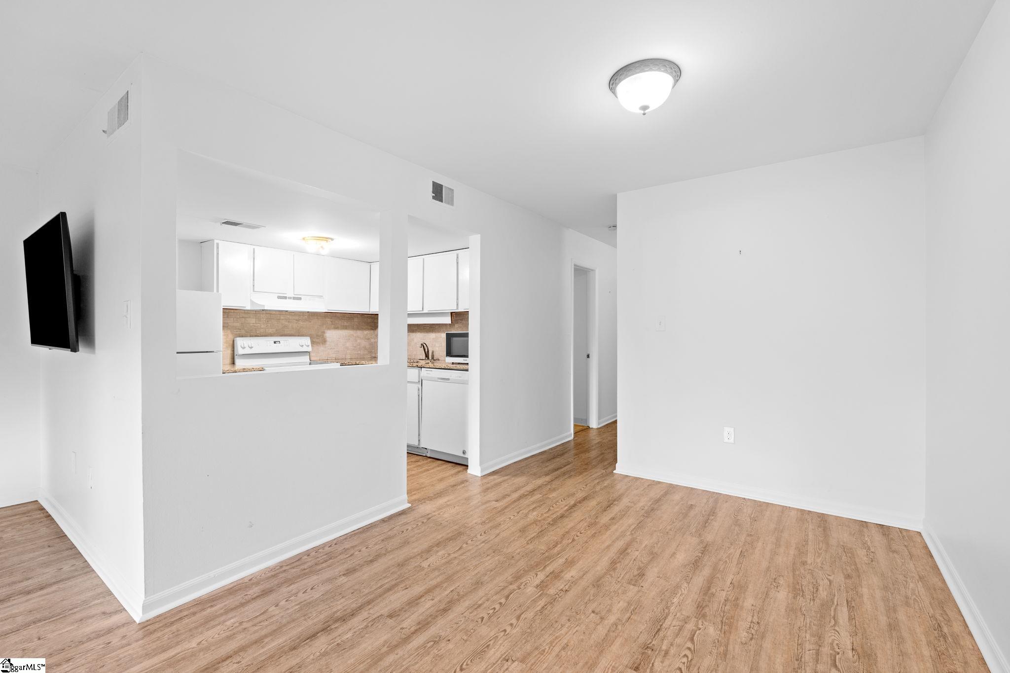 925 Cleveland Street UNIT Unit 91 Greenville, SC 29601
