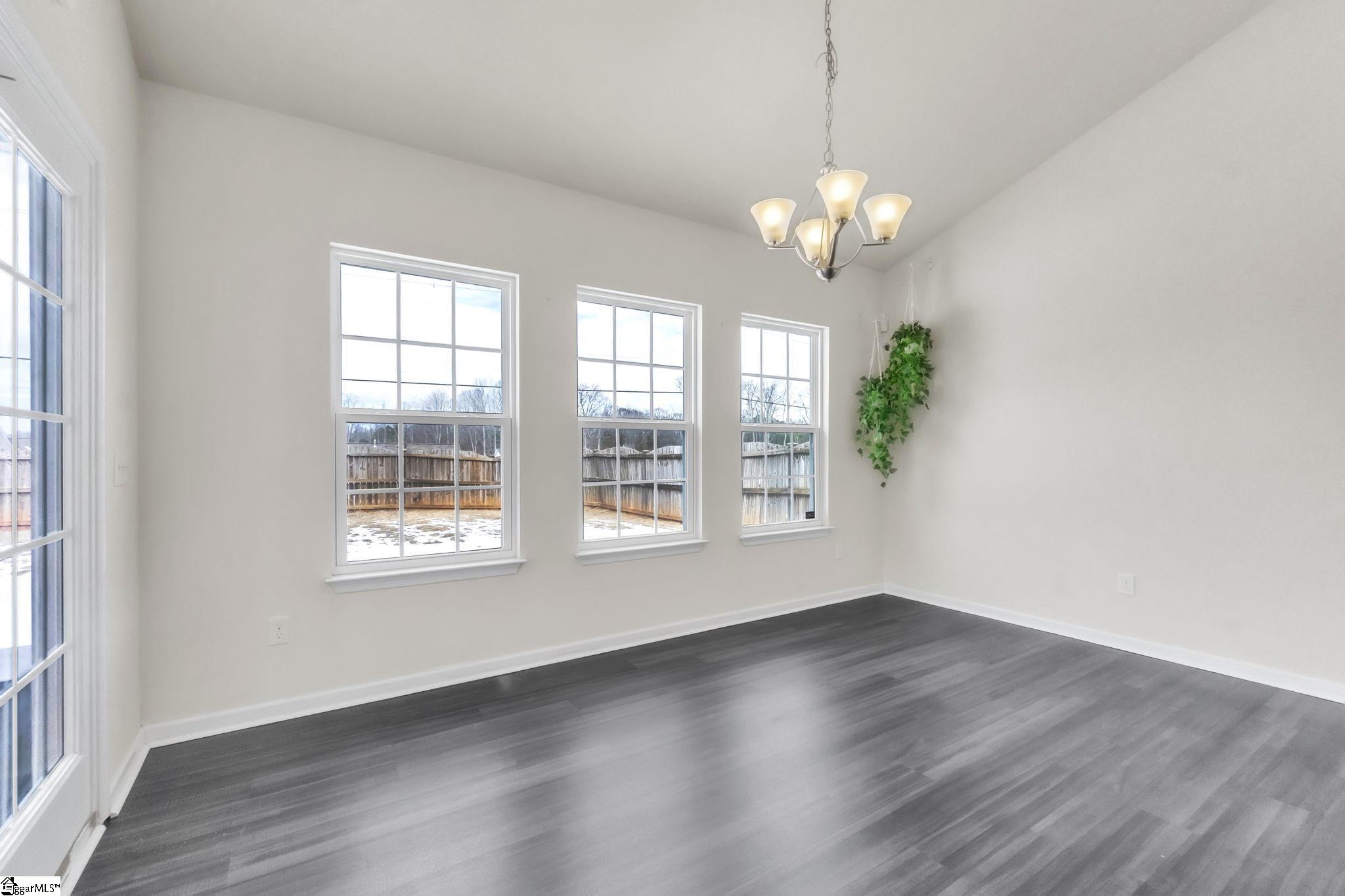 328 Bucklebury Road photo 14