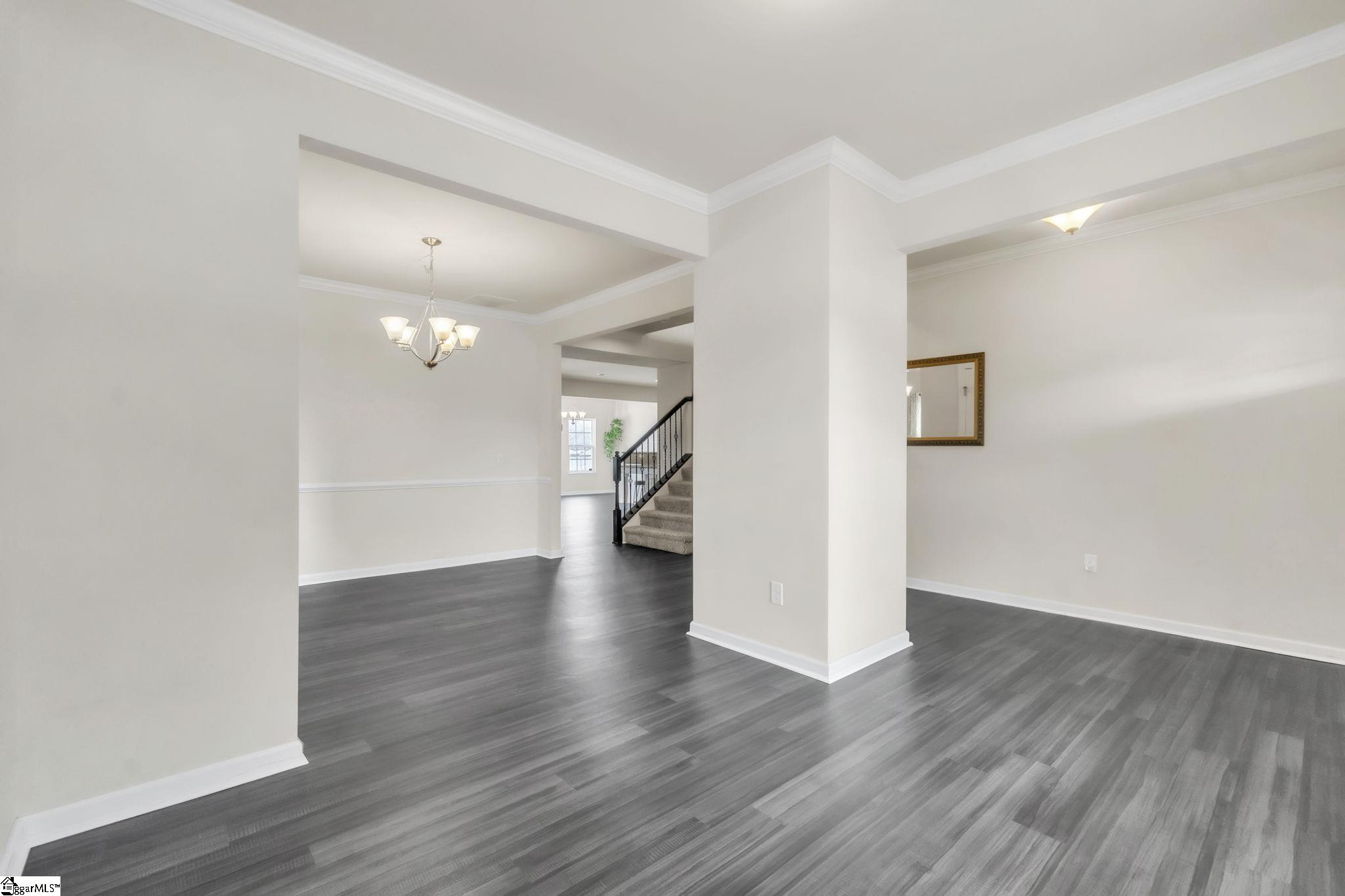 328 Bucklebury Road photo 4