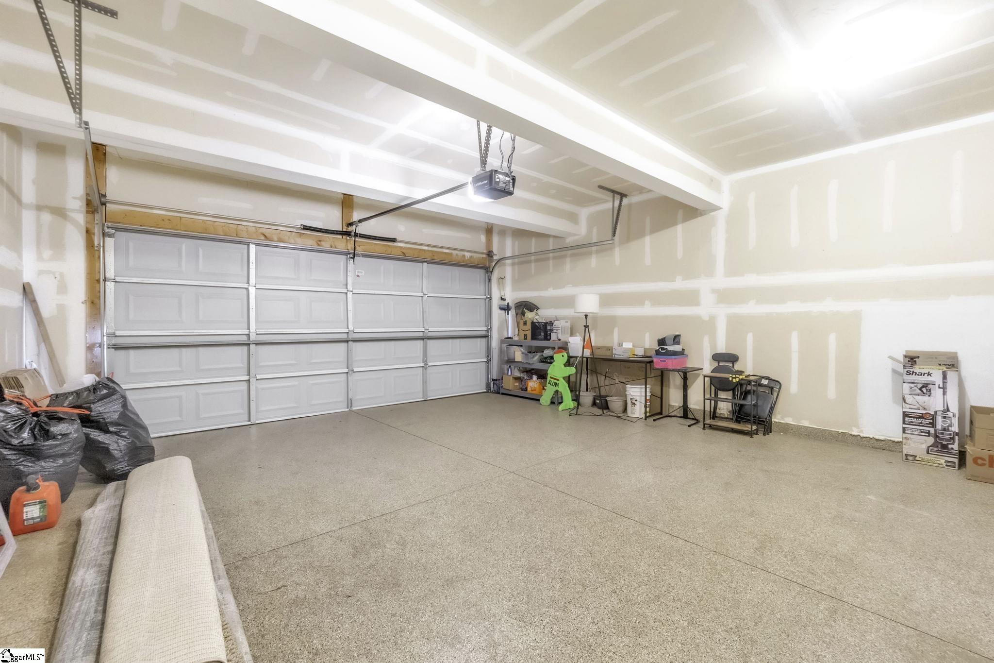 328 Bucklebury Road photo 33