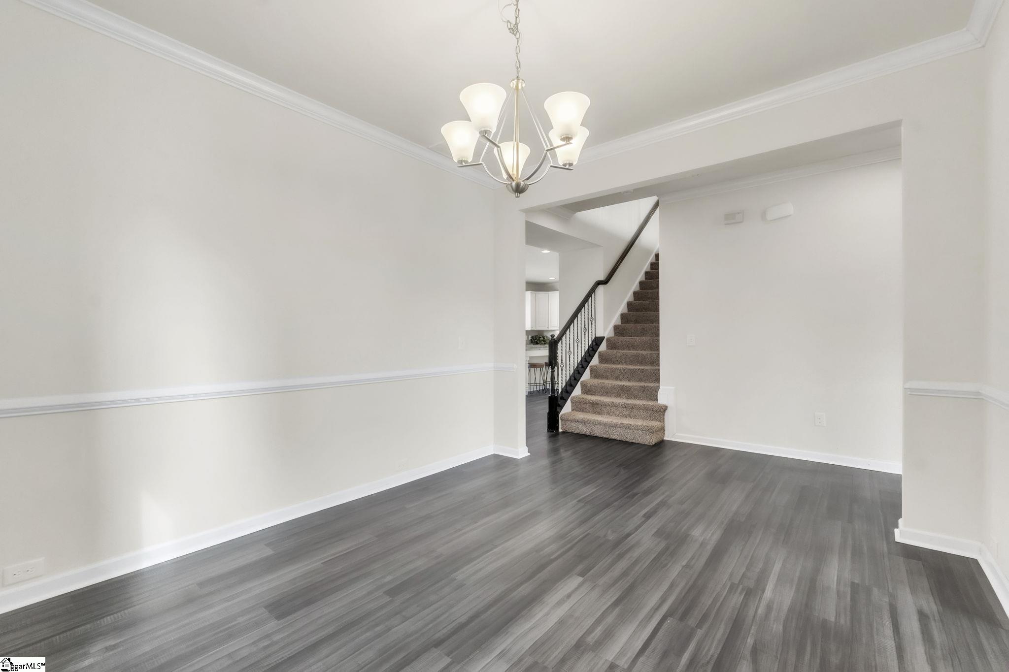 328 Bucklebury Road photo 6