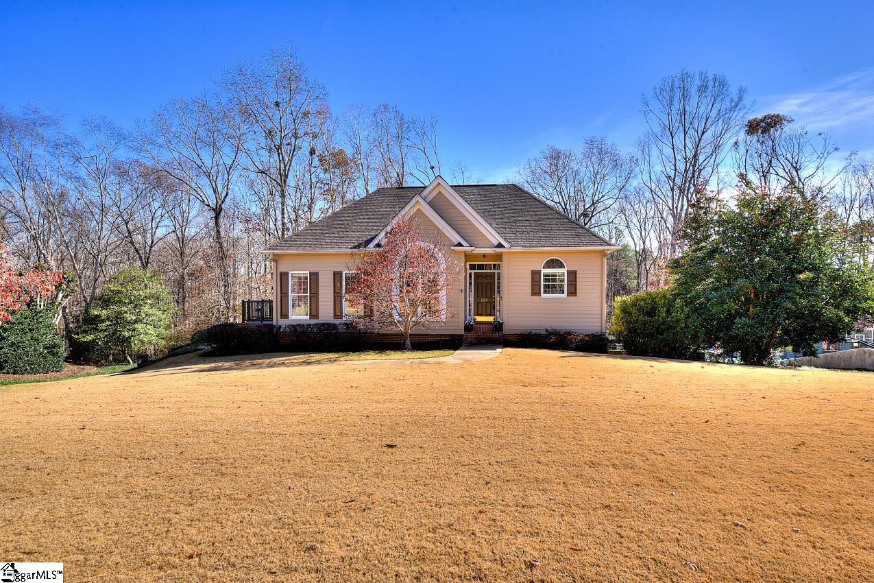 228 Goldenstar Lane photo 1