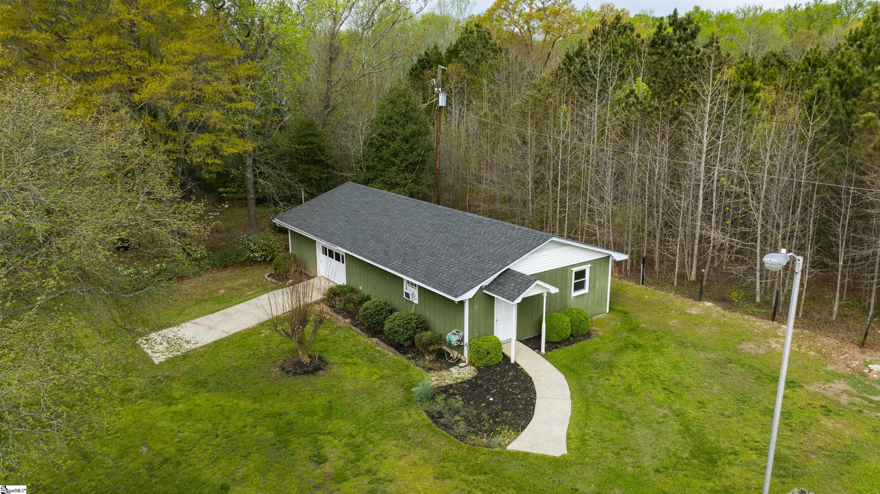 117 Hammond Road Simpsonville, SC 29680