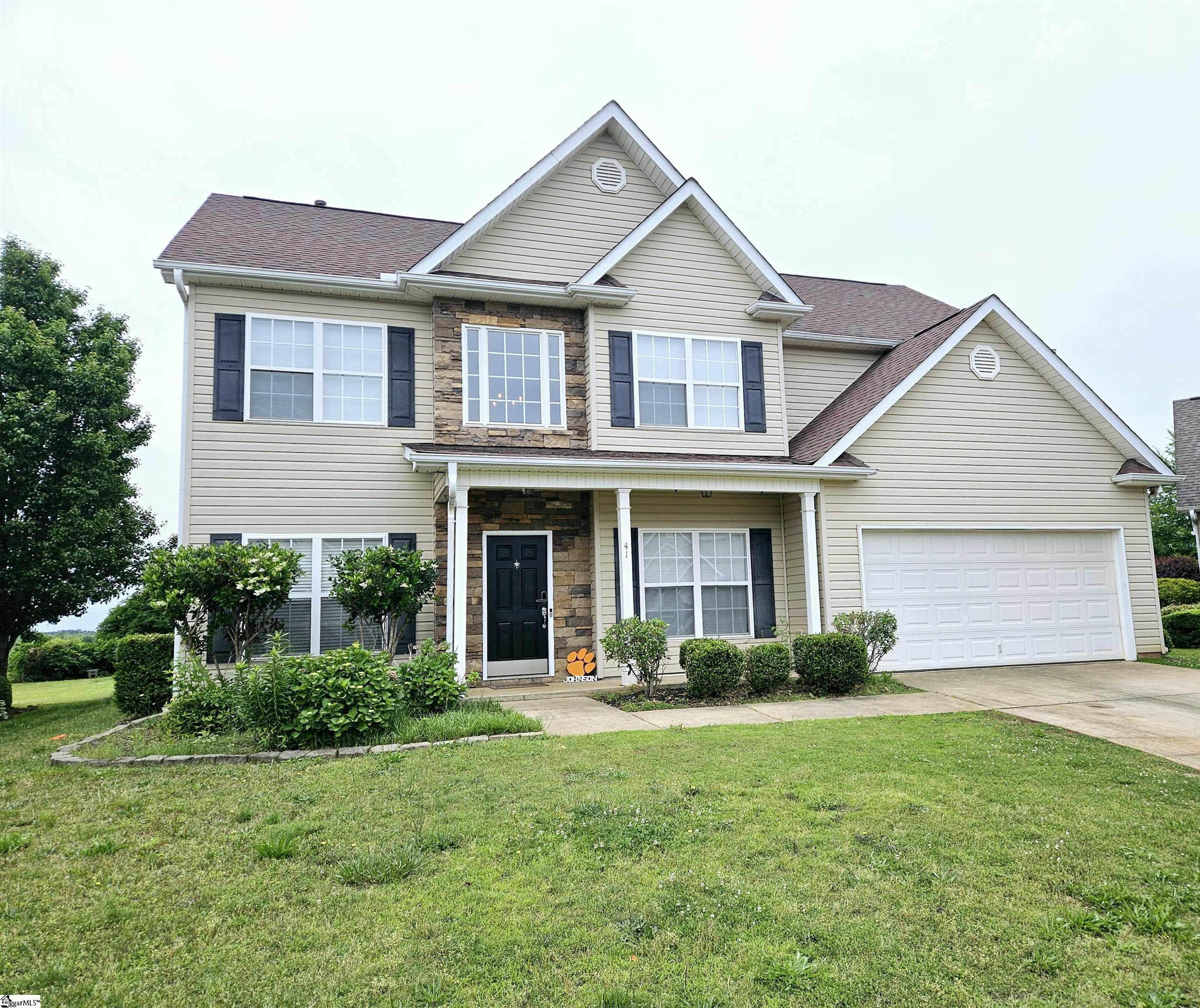 41 Hurshfield Court Taylors, SC 29687