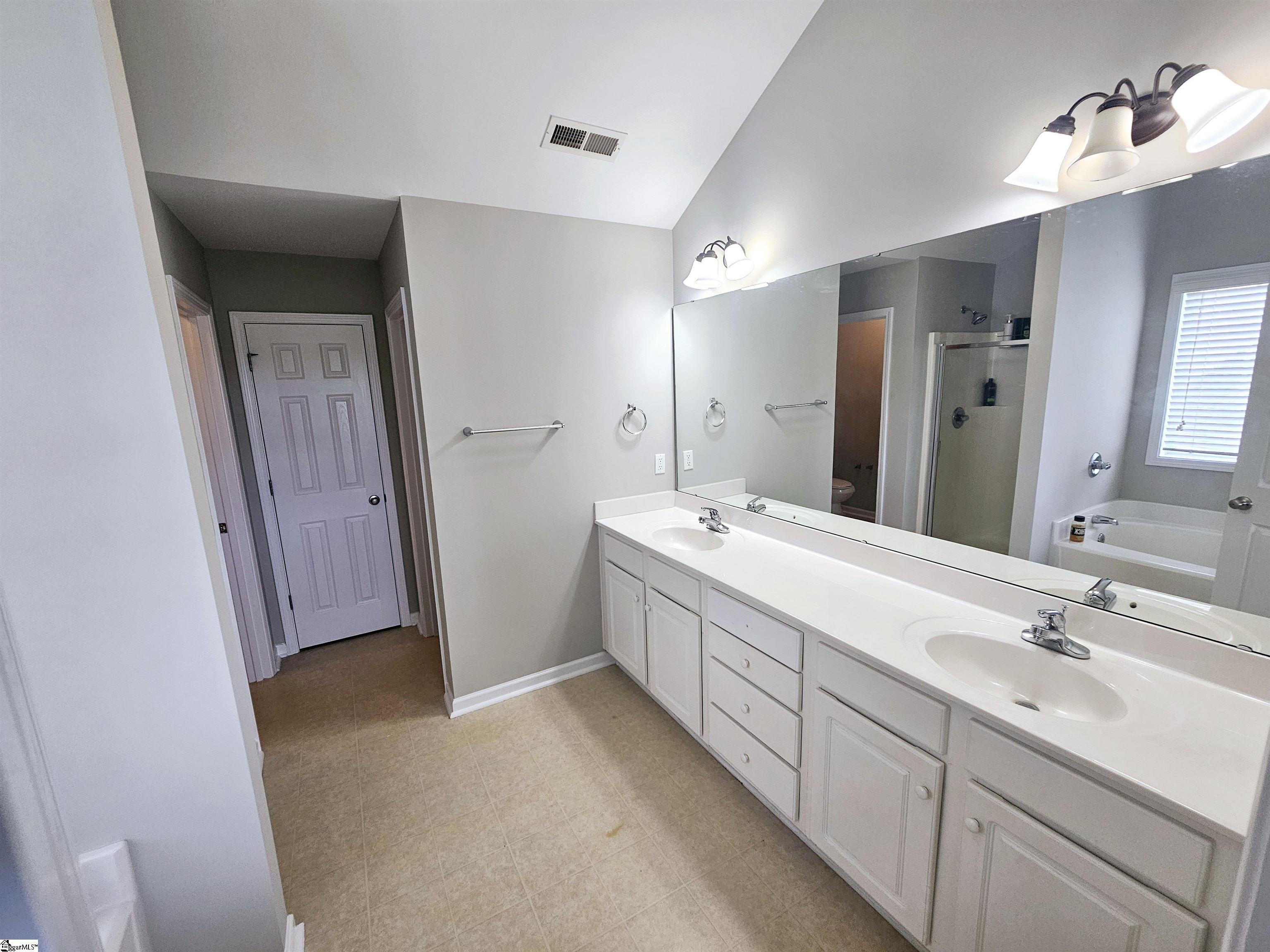 41 Hurshfield Court Taylors, SC 29687