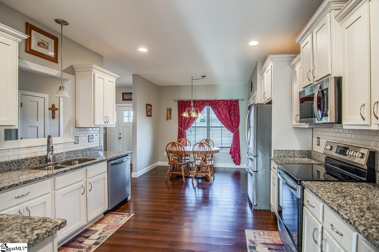 316 Terra Plains Drive photo 4
