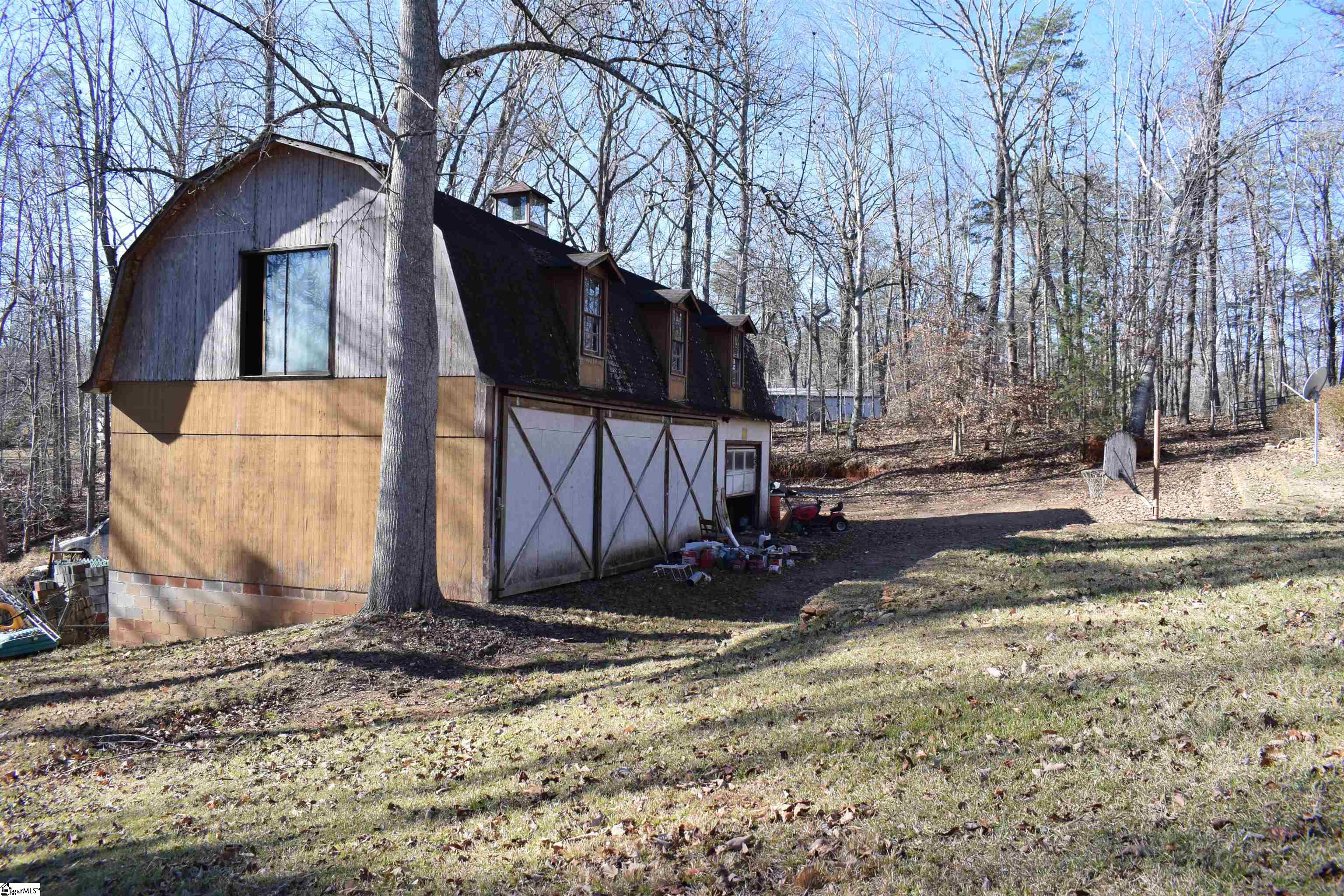 228 Wildwood Lane photo 38