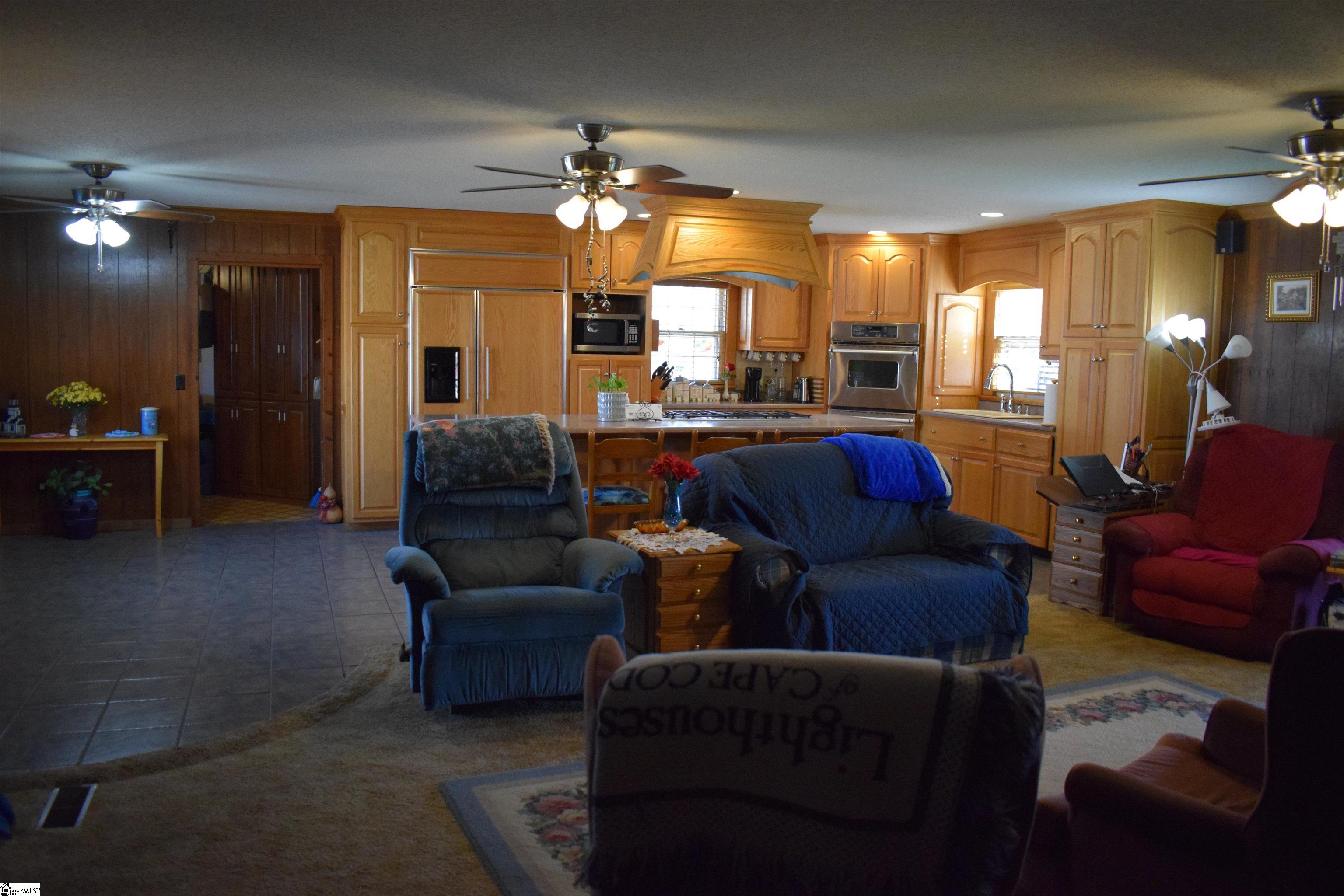 228 Wildwood Lane photo 6