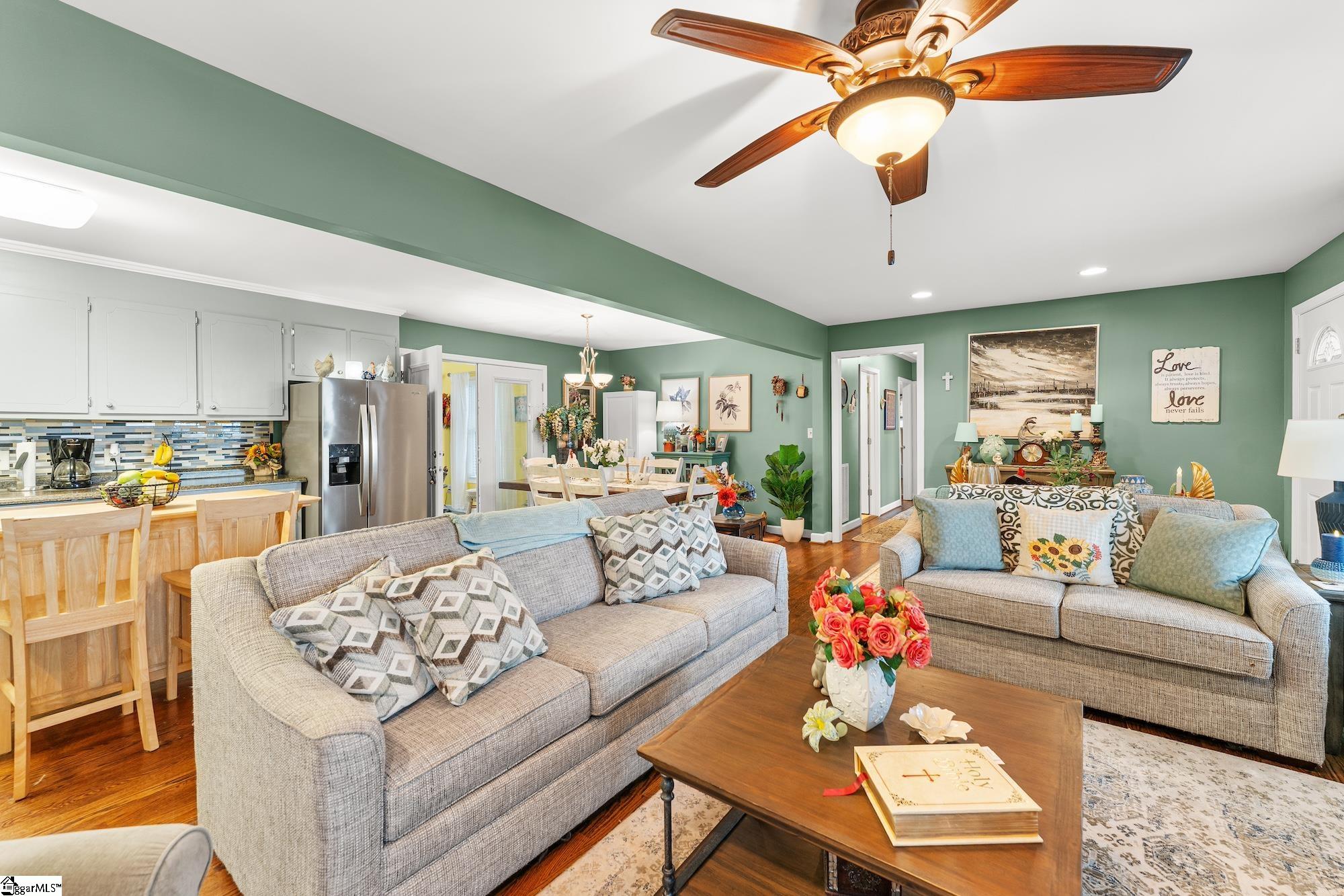 502 Rampey Street photo 4