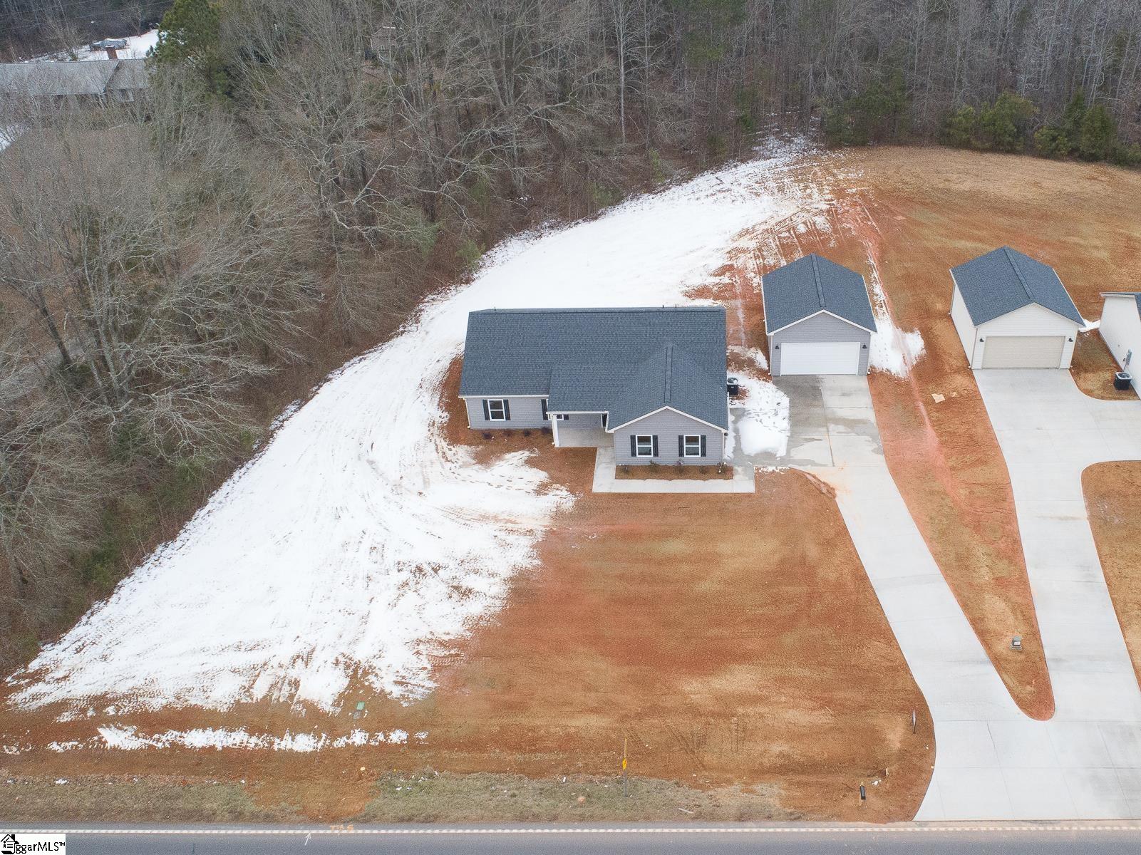 Homes for sale in Ware Shoals, SC | 10002 Hwy 252, Ware Shoals, SC 29692 | MLS# 1577205