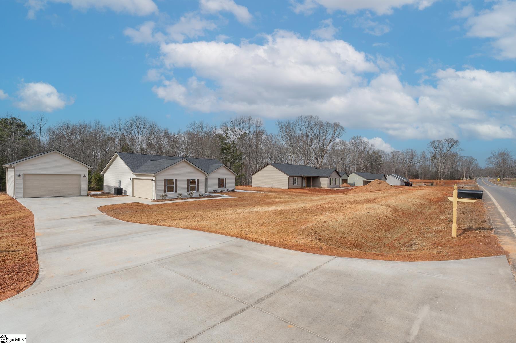 Homes for sale in Ware Shoals, SC | 9968 Hwy 252, Ware Shoals, SC 29692 | MLS# 1577208