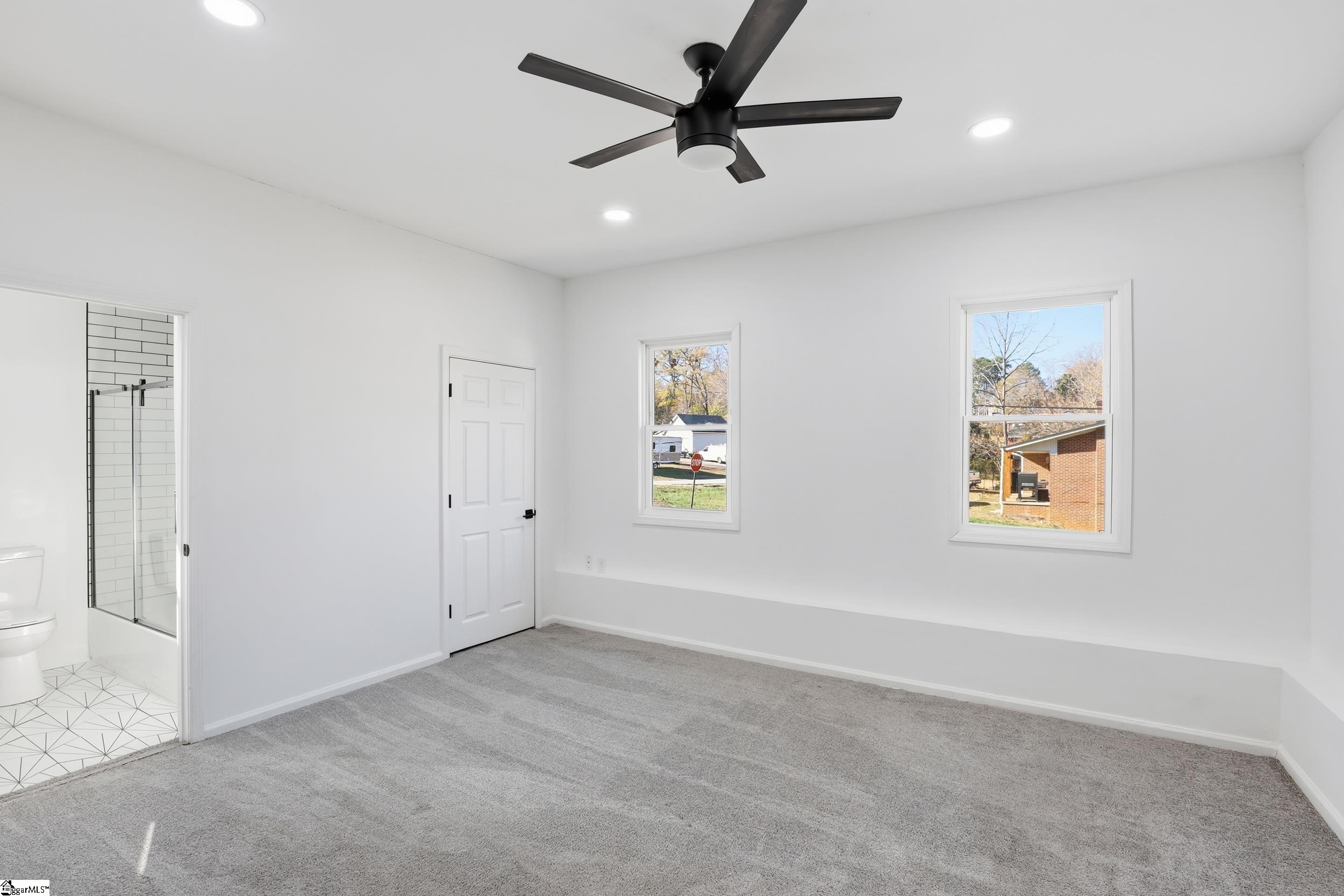 601 S D Street Easley, SC 29640