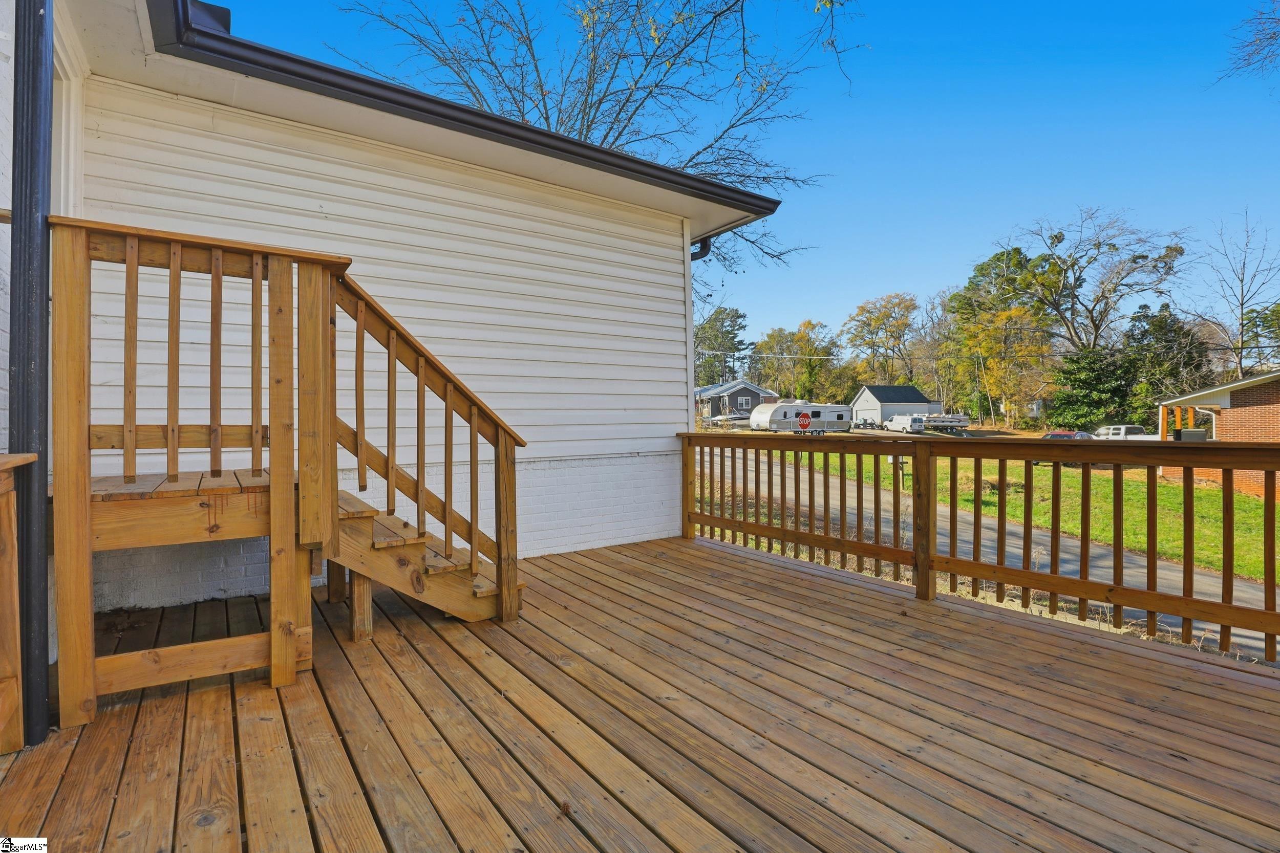 601 S D Street Easley, SC 29640