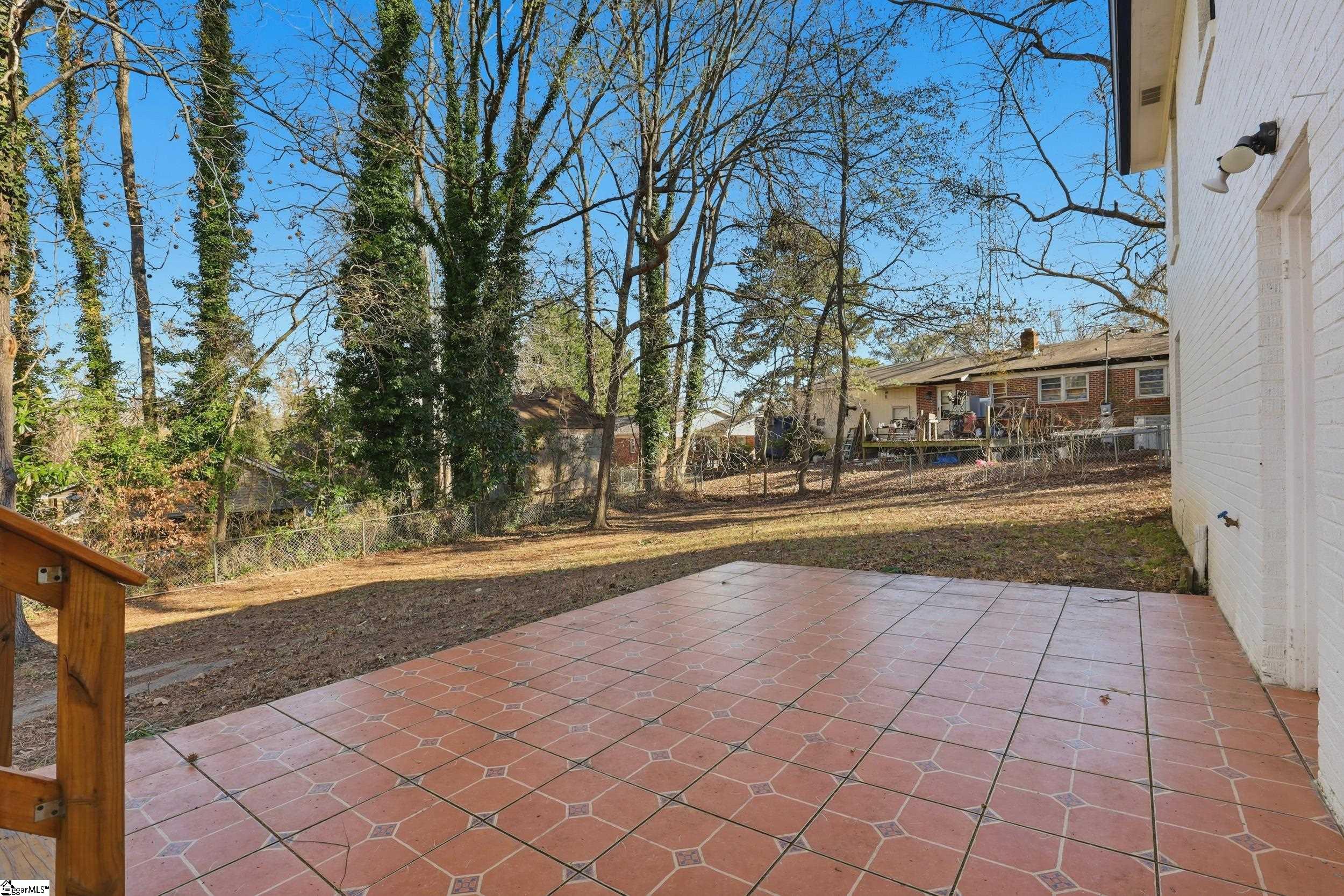 601 S D Street Easley, SC 29640