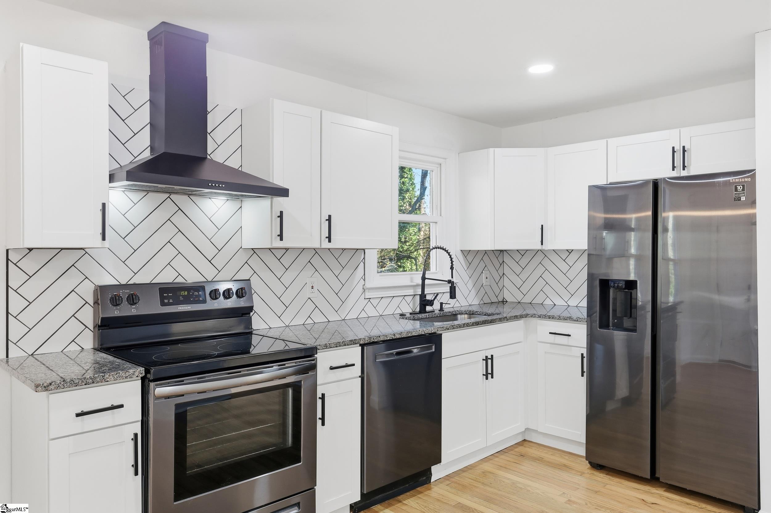 601 S D Street Easley, SC 29640