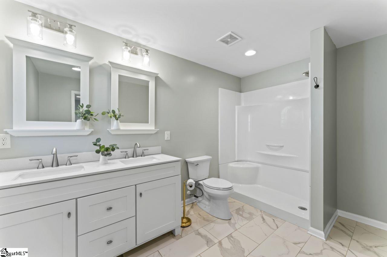 304 Stonehaven Drive Anderson, SC 29625