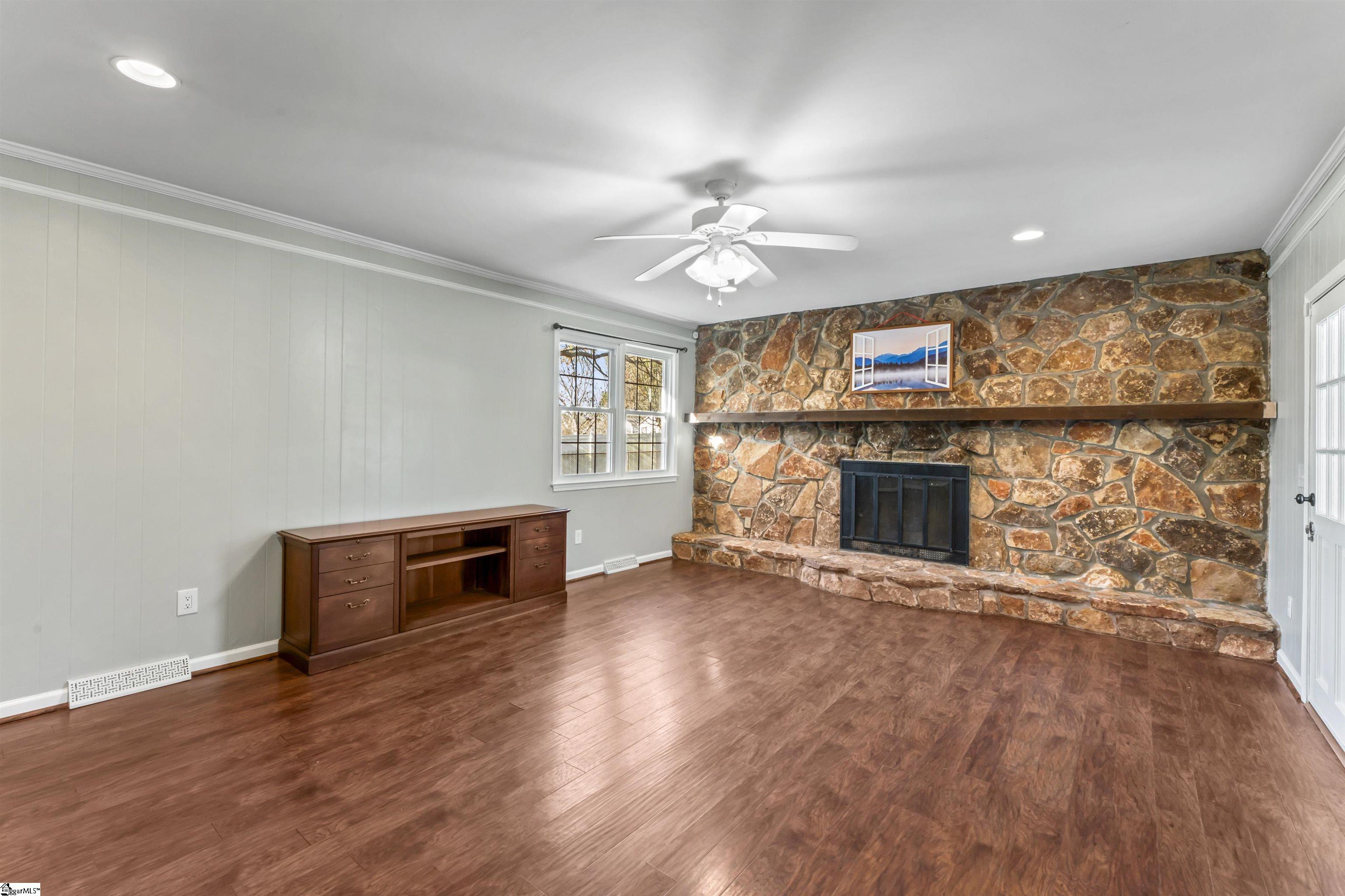 304 Stonehaven Drive Anderson, SC 29625