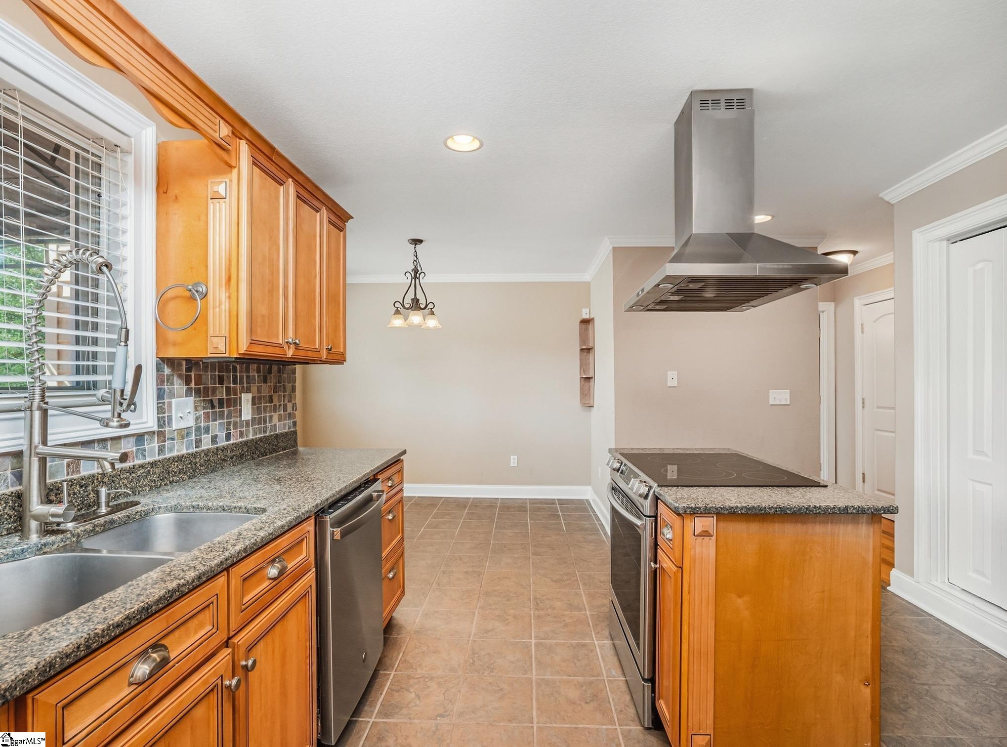103 Fair Haven Court photo 9