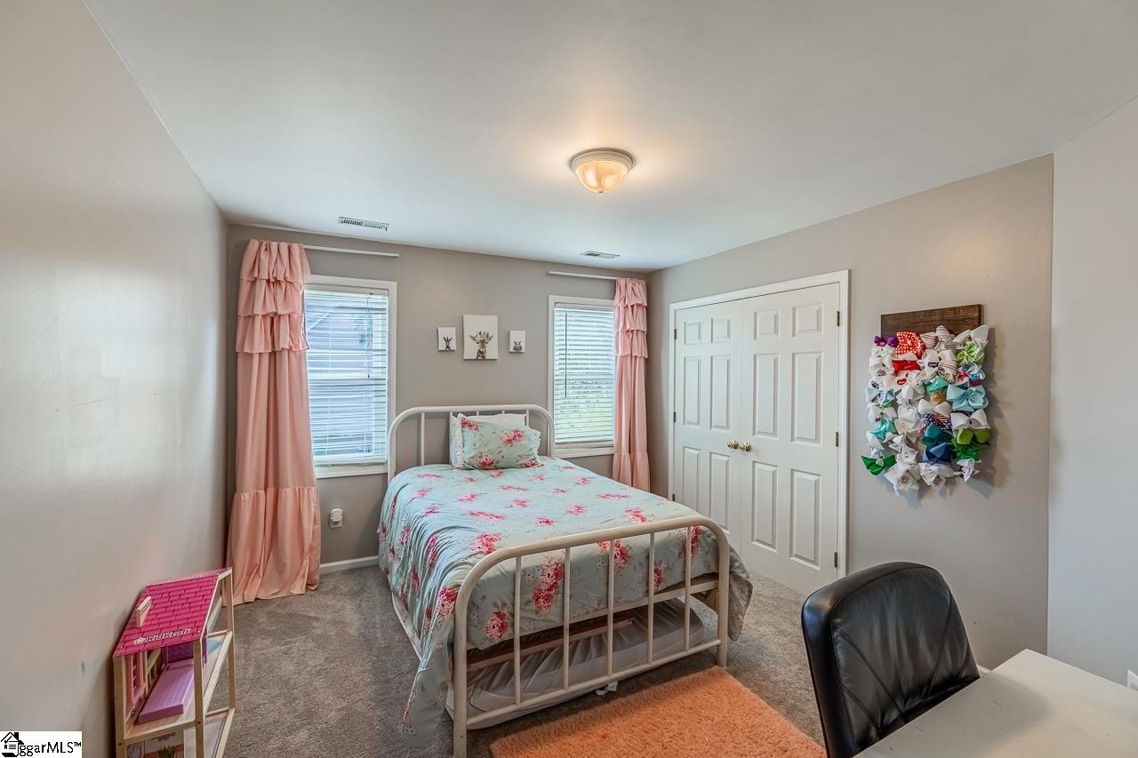 103 Lyndhurst Drive photo 21