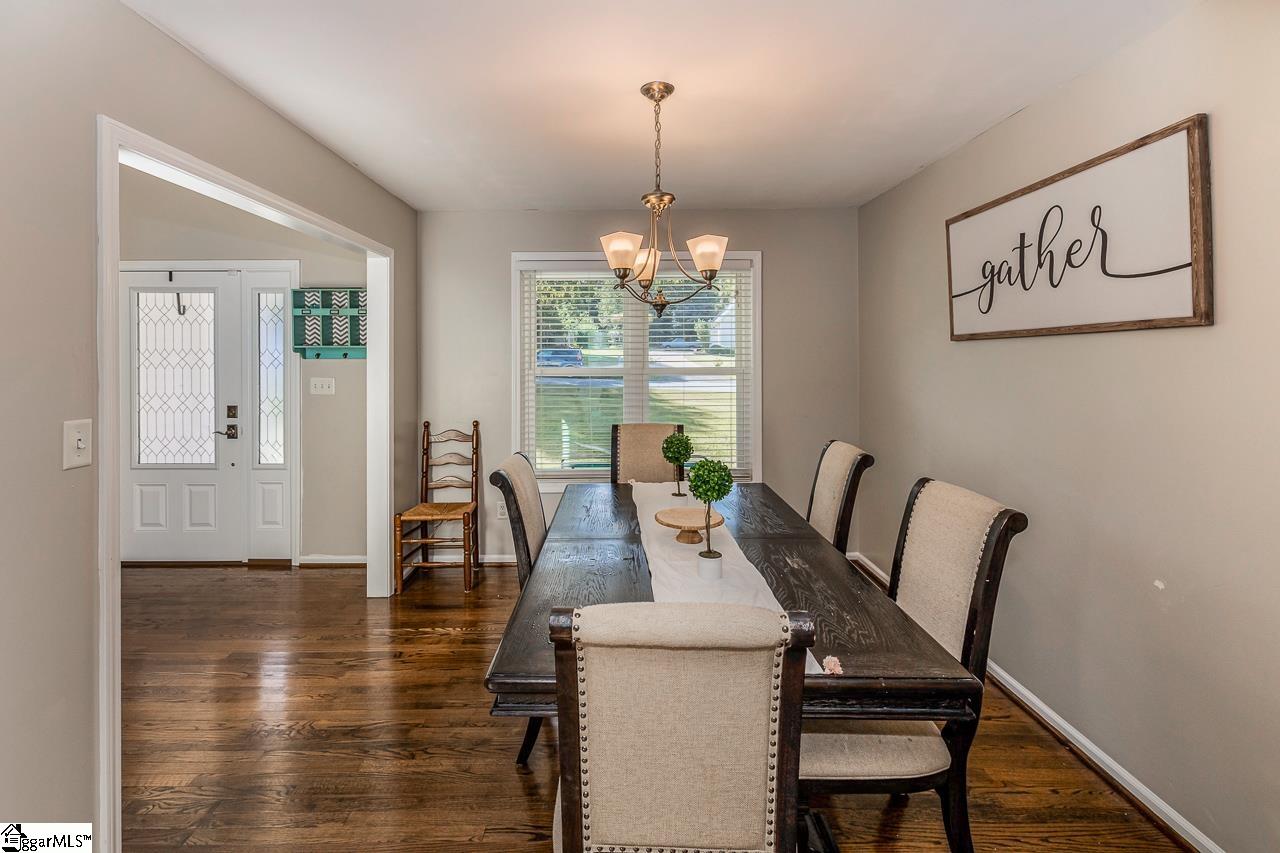 103 Lyndhurst Drive photo 5