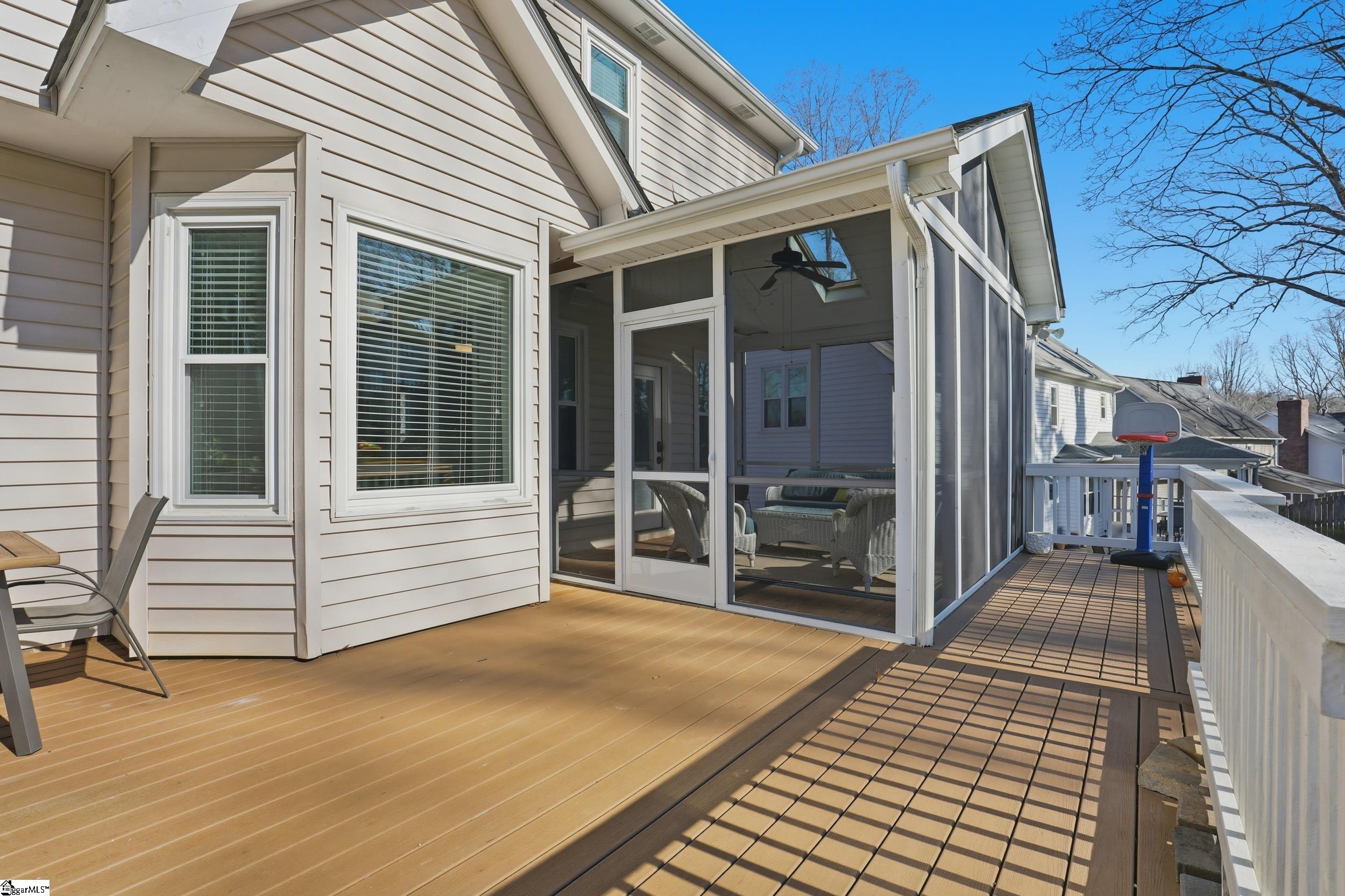 18 River Way photo 25