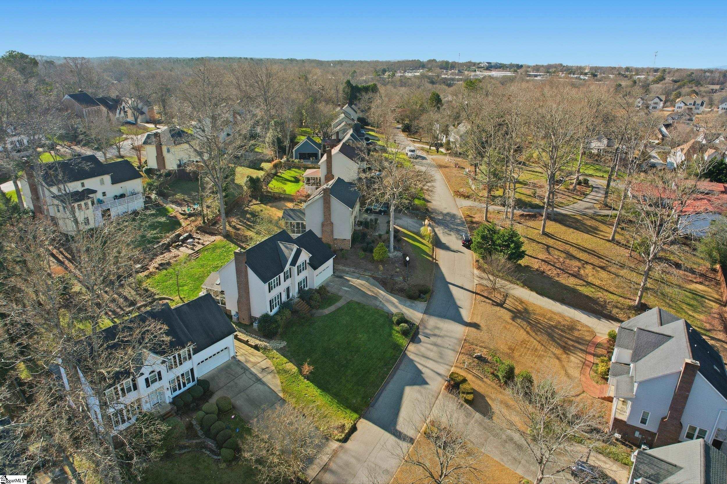 18 River Way photo 32