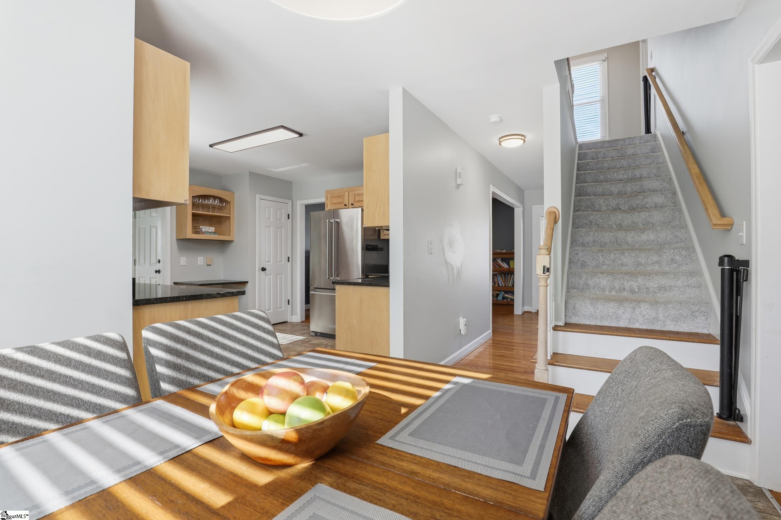 18 River Way photo 7