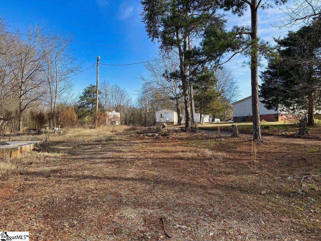 154 Dogwood Road Townville, SC 29689