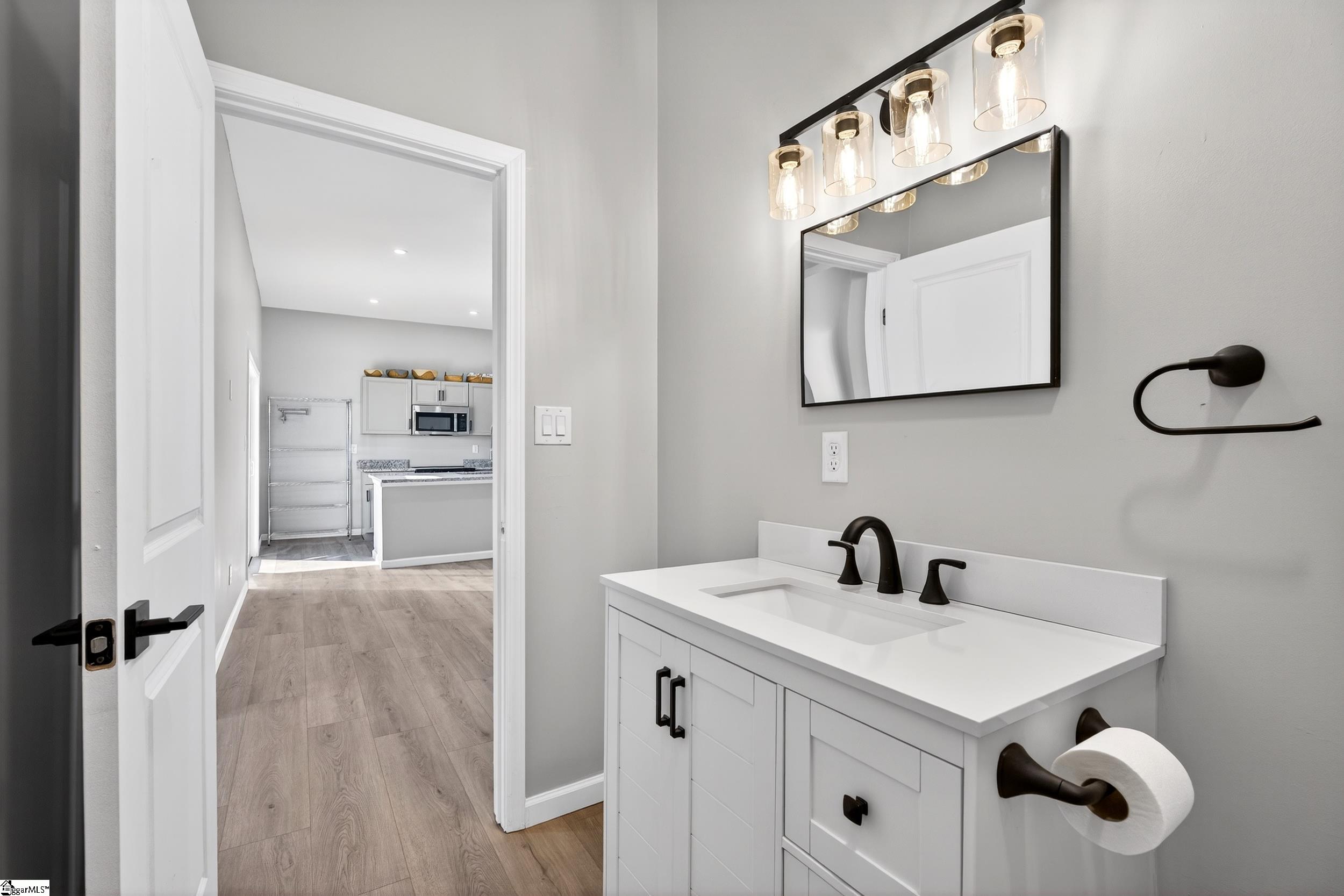 35 Henry Street Greenville, SC 29605