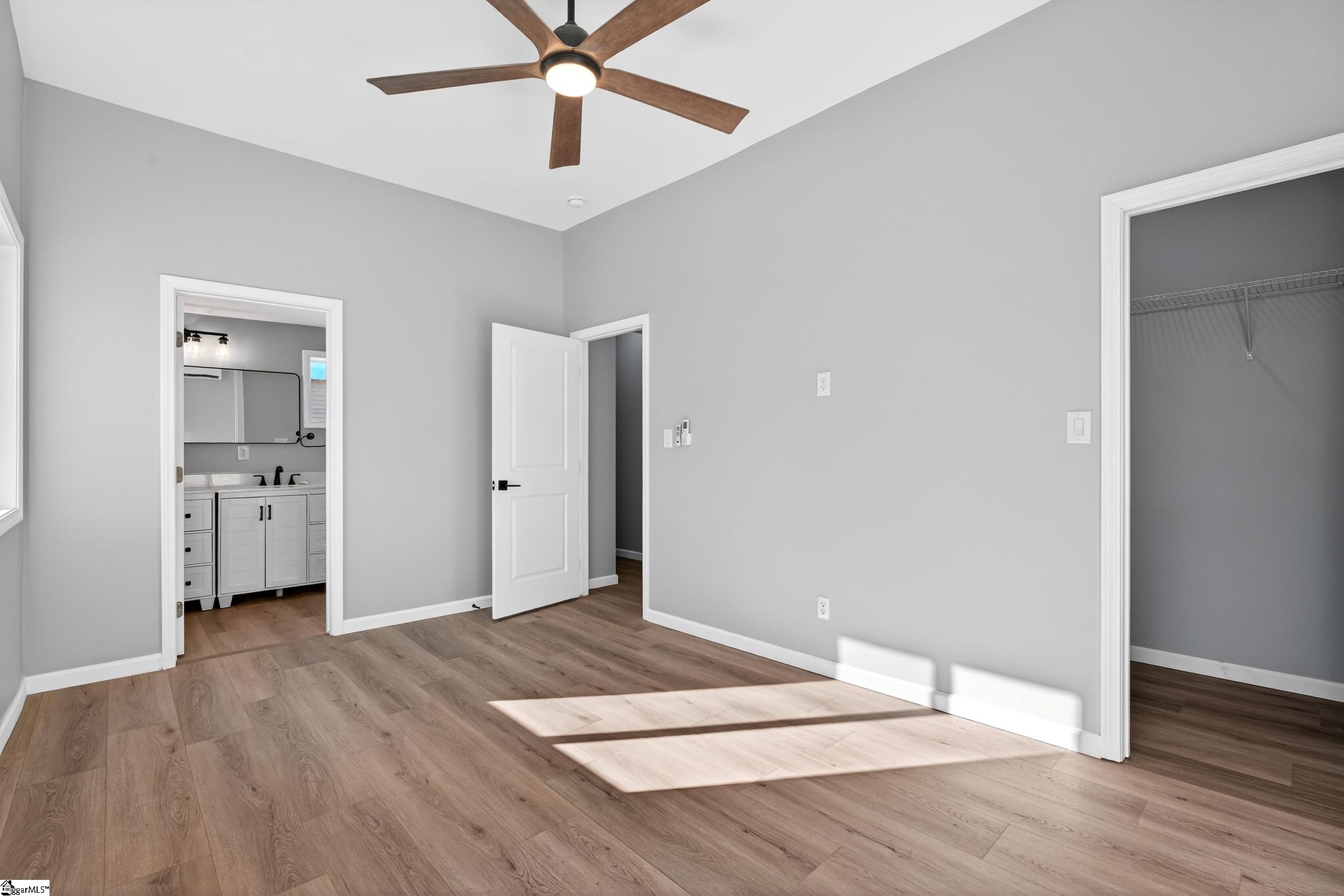 35 Henry Street Greenville, SC 29605