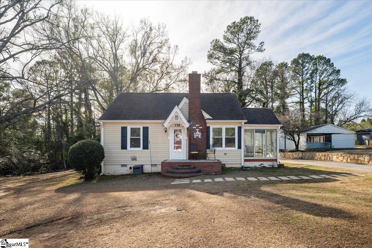 238 California Avenue Spartanburg, SC 29303