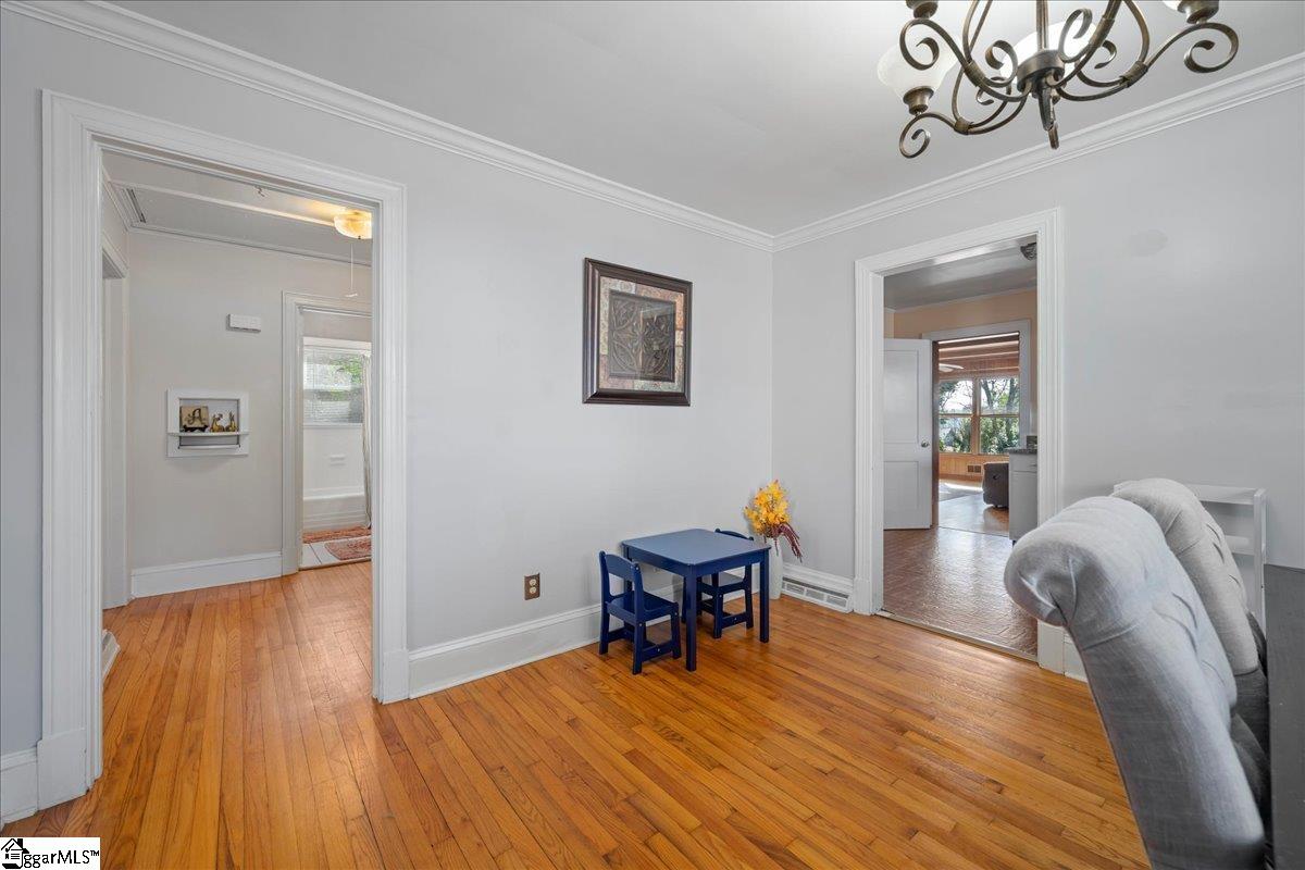 238 California Avenue Spartanburg, SC 29303
