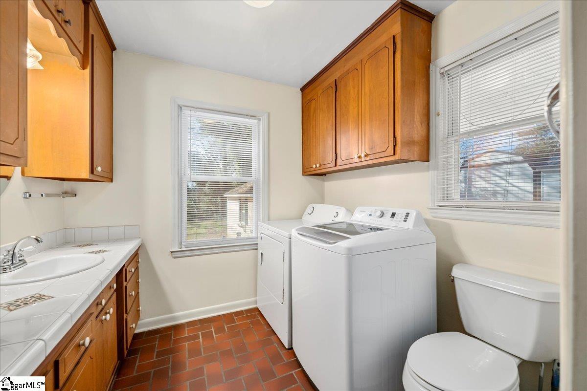 238 California Avenue Spartanburg, SC 29303