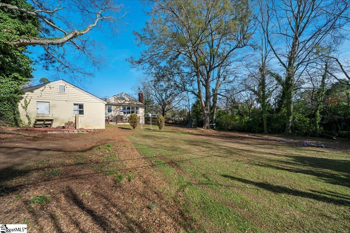 238 California Avenue Spartanburg, SC 29303