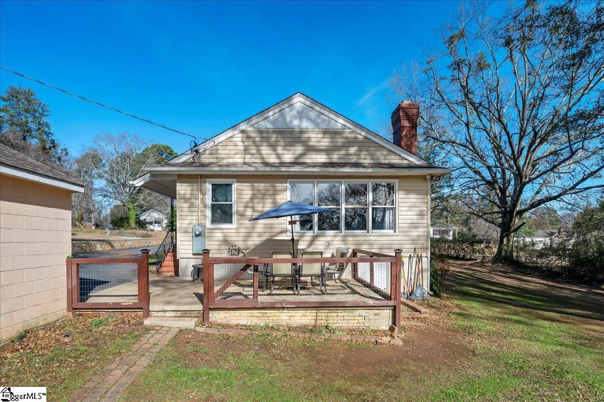238 California Avenue Spartanburg, SC 29303