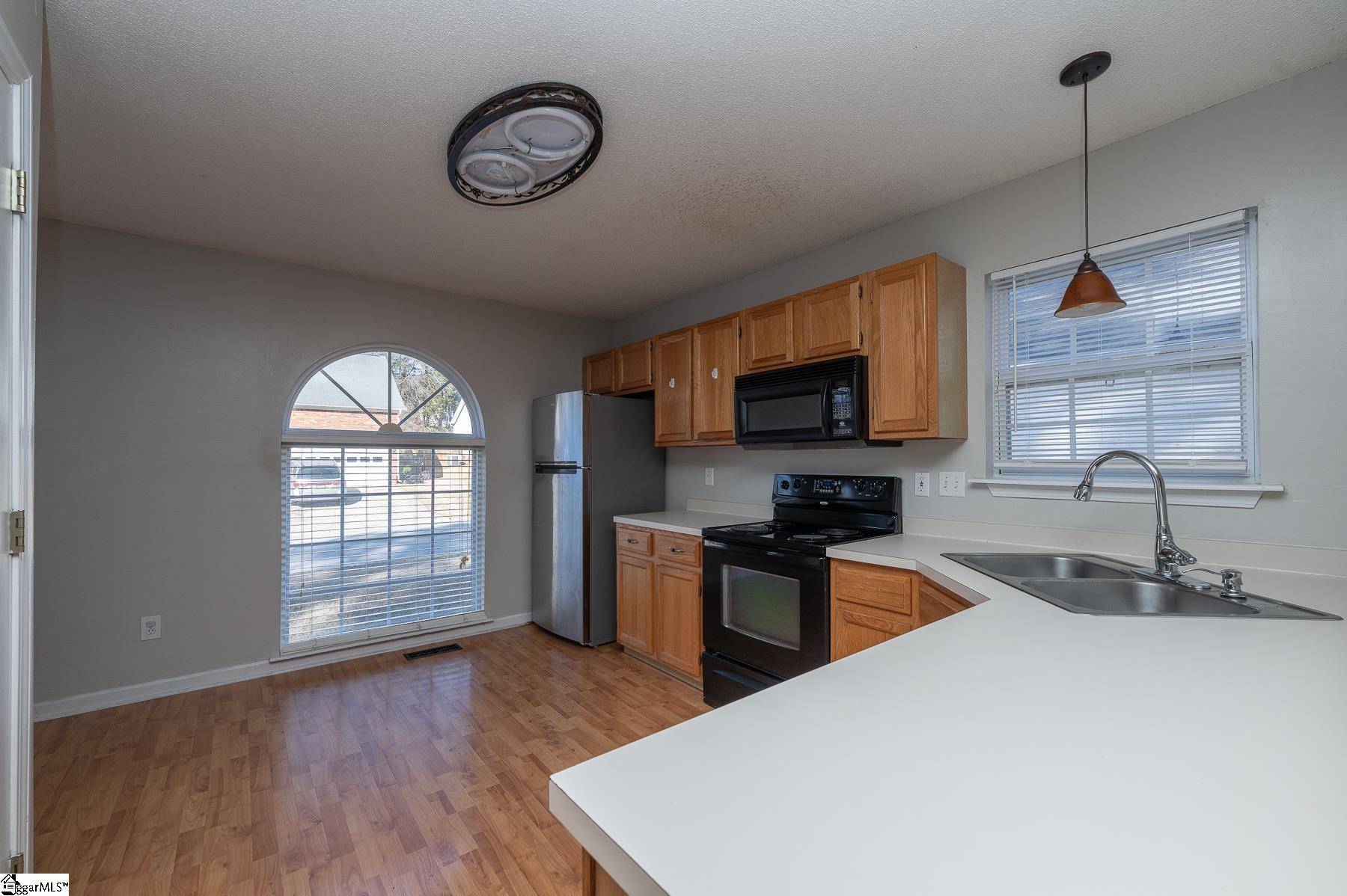 9 Colombard Court Mauldin, SC 29662