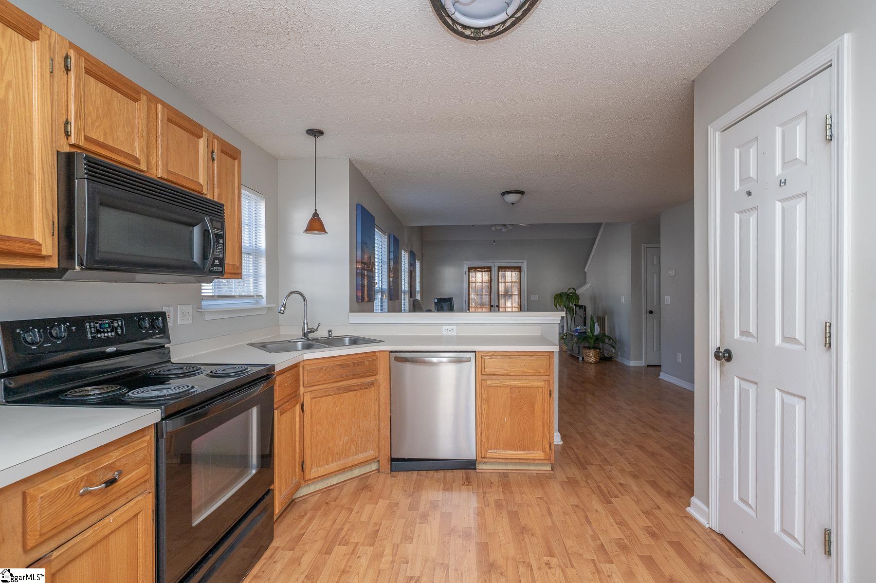 9 Colombard Court Mauldin, SC 29662