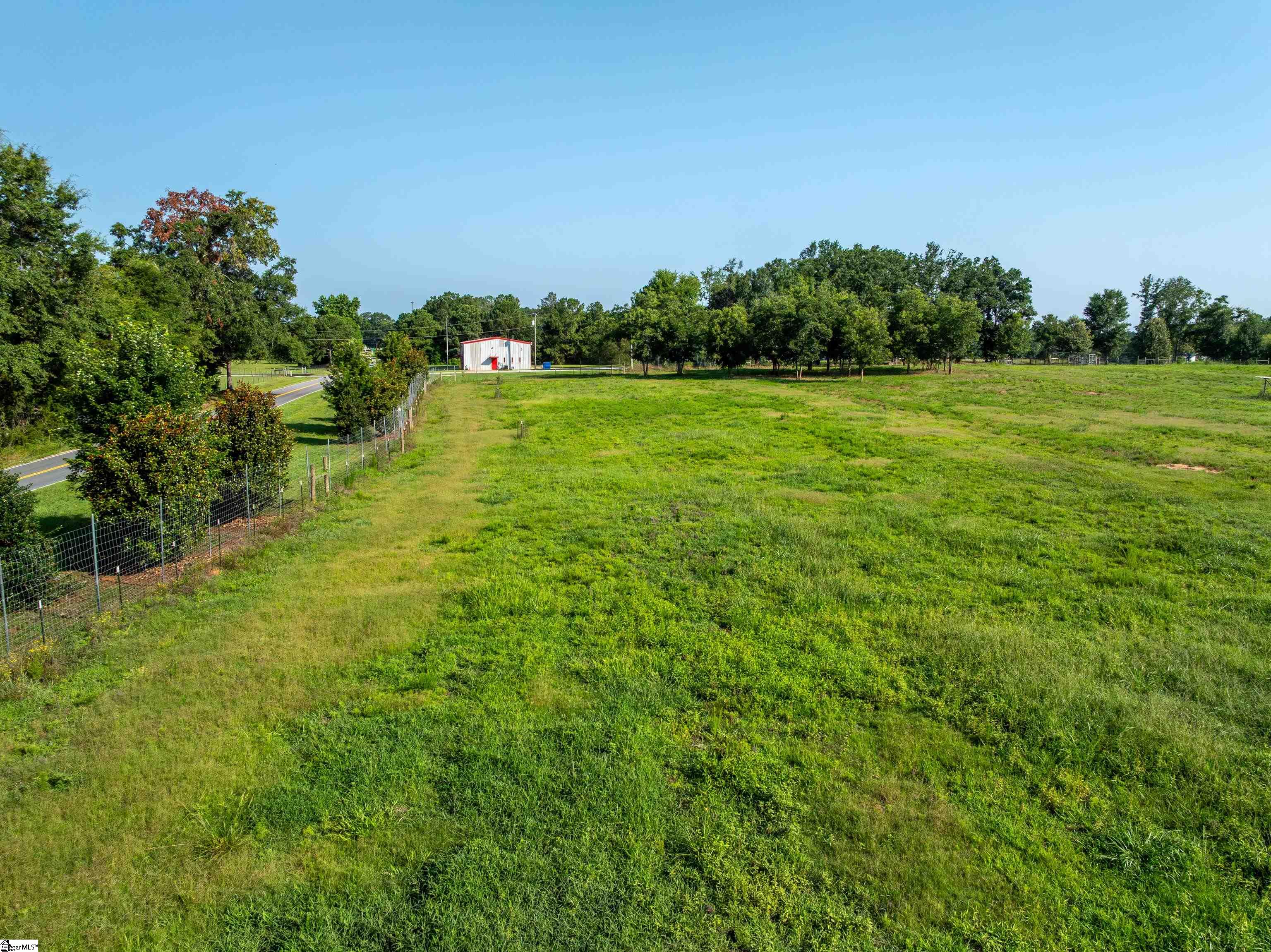1425 S Harper Street Laurens, SC 29360
