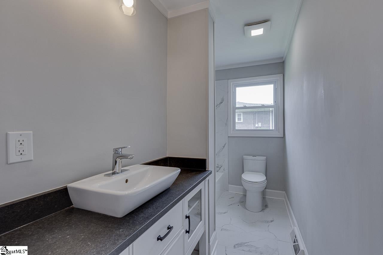 215 Elaine Avenue, Taylors, SC, 29687