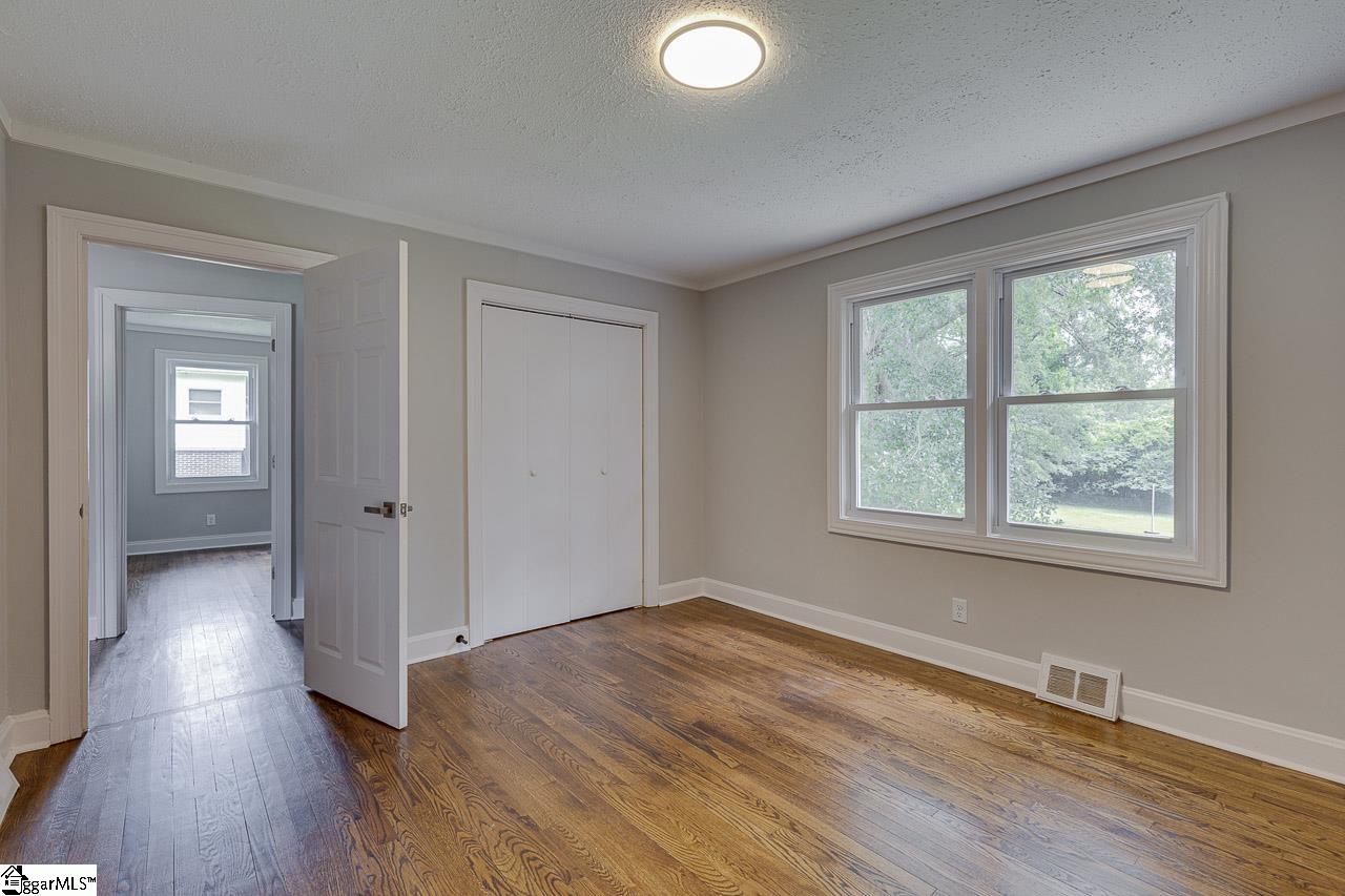 215 Elaine Avenue, Taylors, SC, 29687