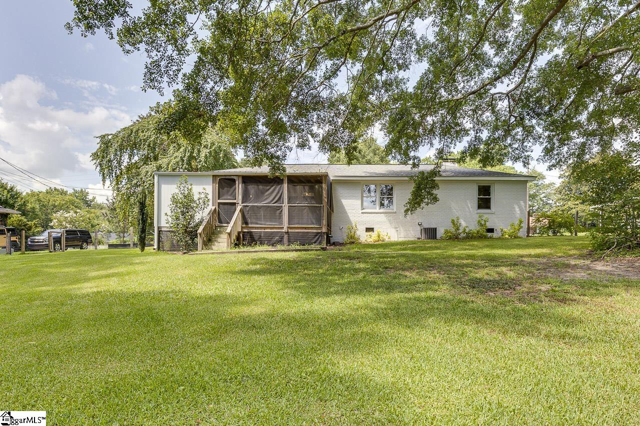 215 Elaine Avenue, Taylors, SC, 29687