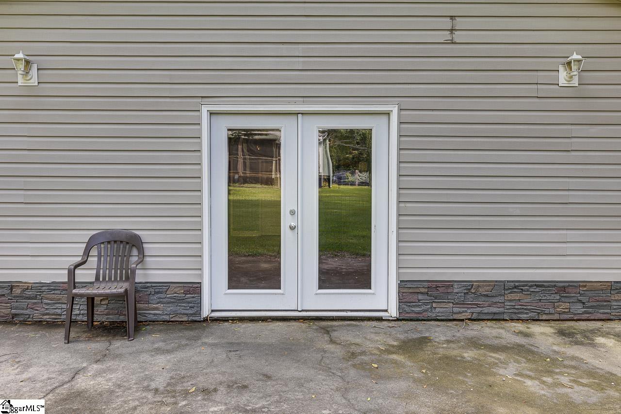 215 Elaine Avenue, Taylors, SC, 29687