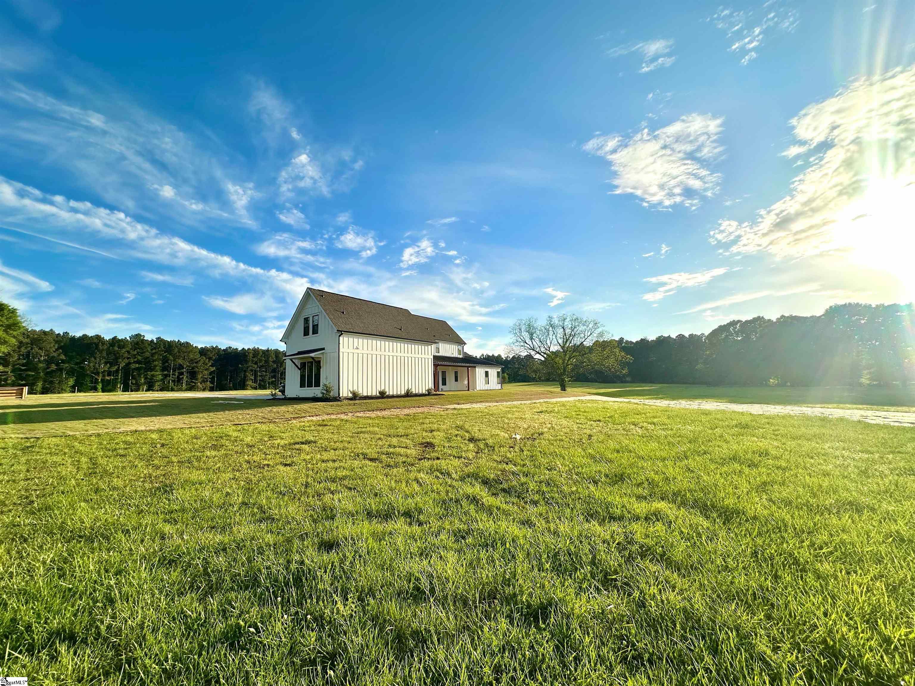 3716 Fork Shoals Road Simpsonville, SC 29681
