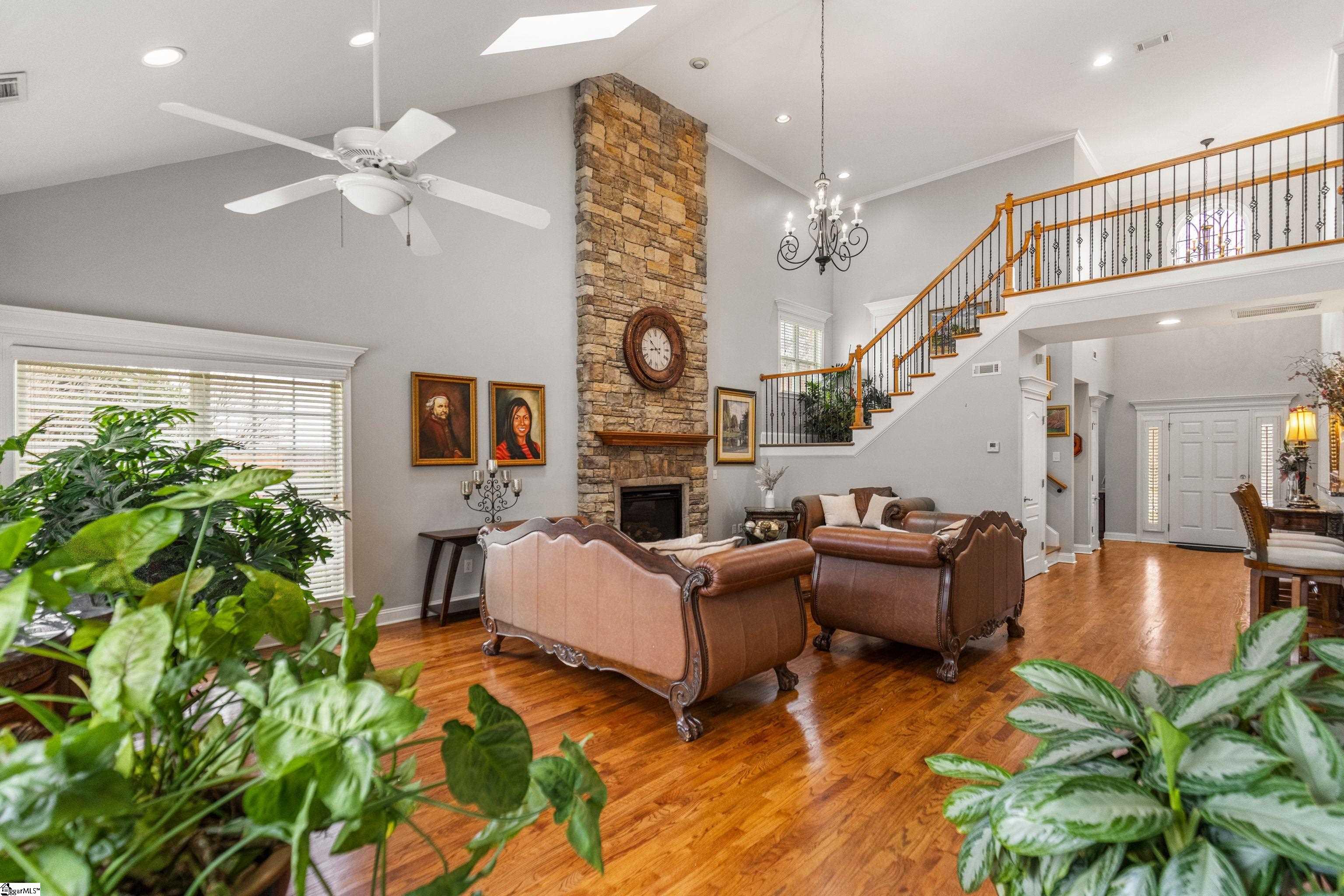 8 Middleberry Court photo 24