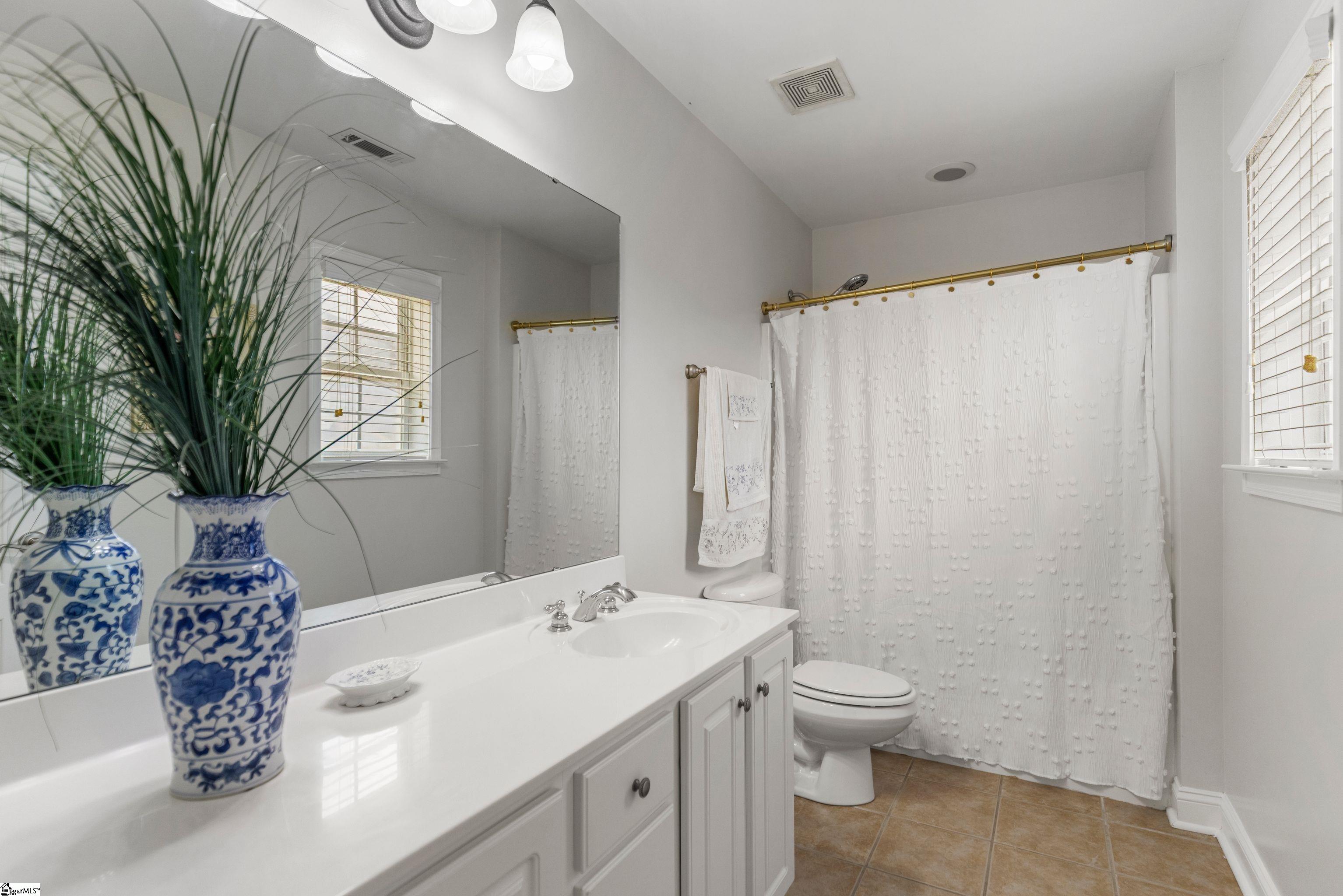 8 Middleberry Court photo 35