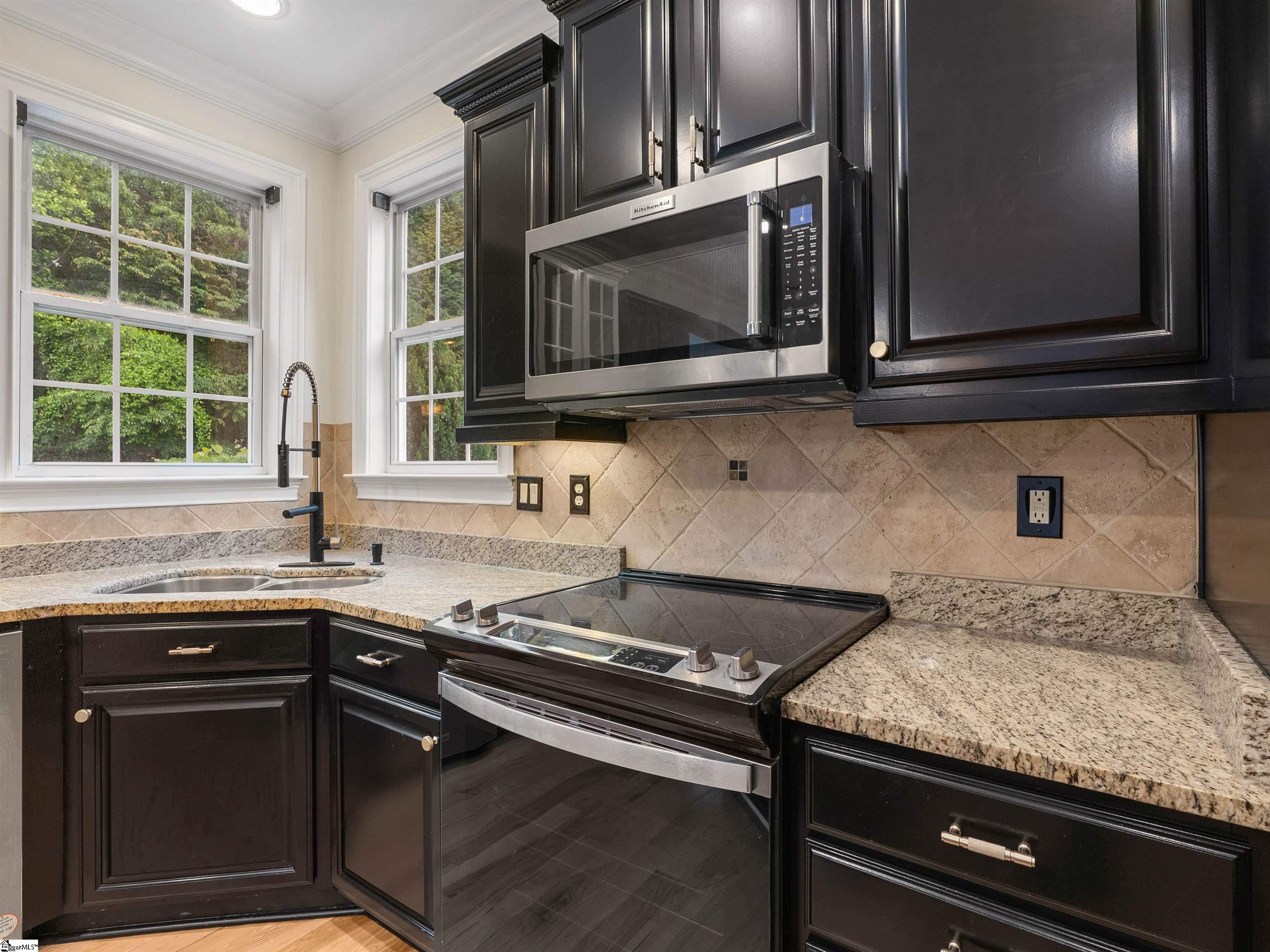 109 Creek Crossing Way Greer, SC 29651