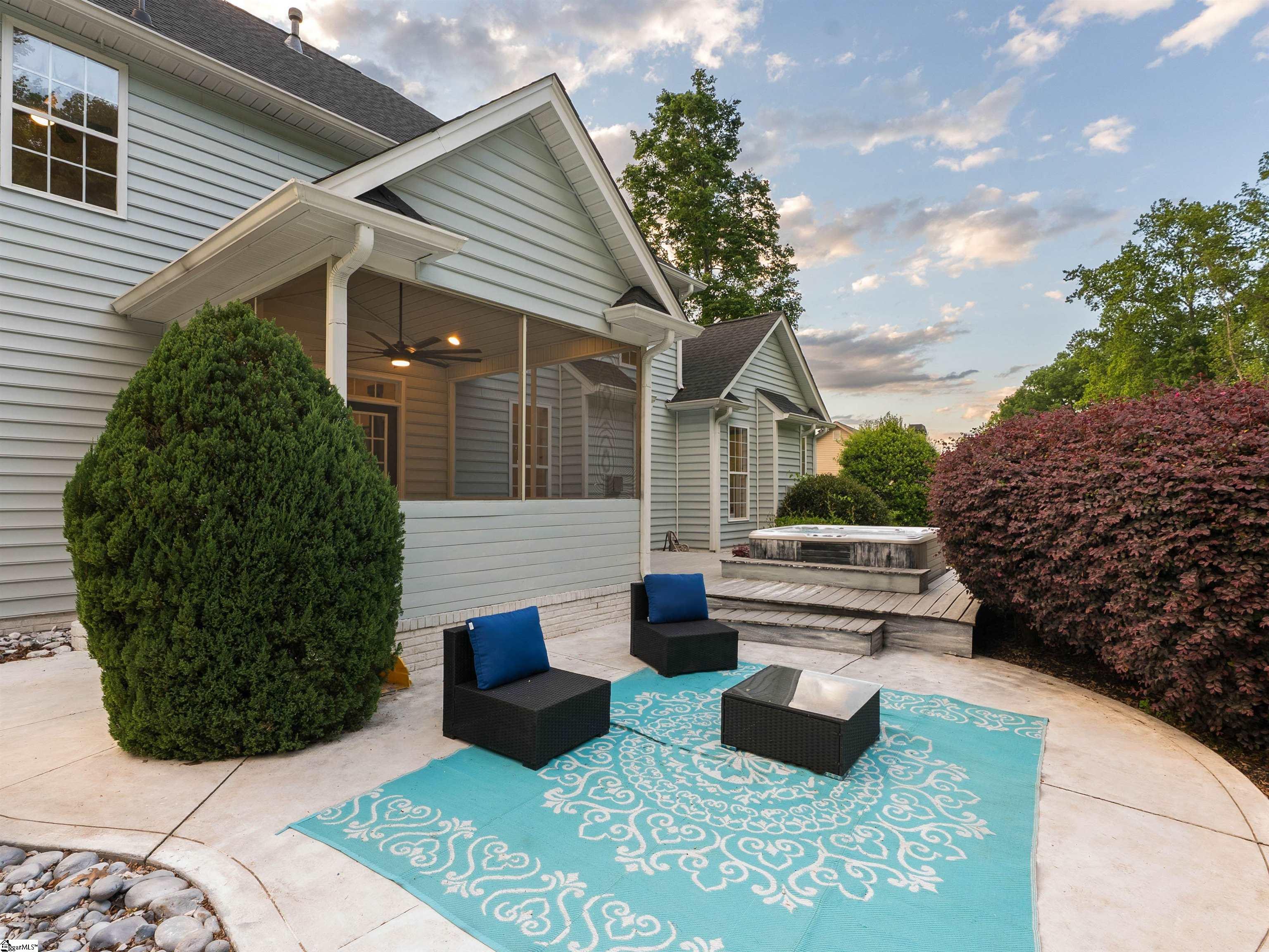 109 Creek Crossing Way Greer, SC 29651